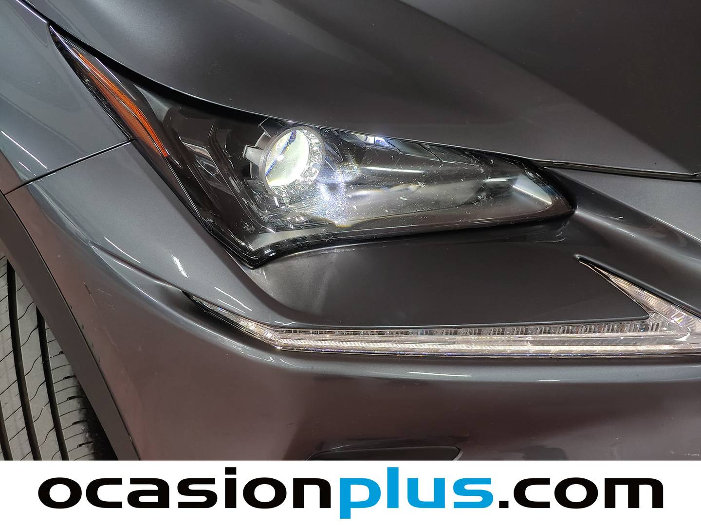 Acabados Lexus NX Lexus NX 300h Premium 2WD (197 CV)