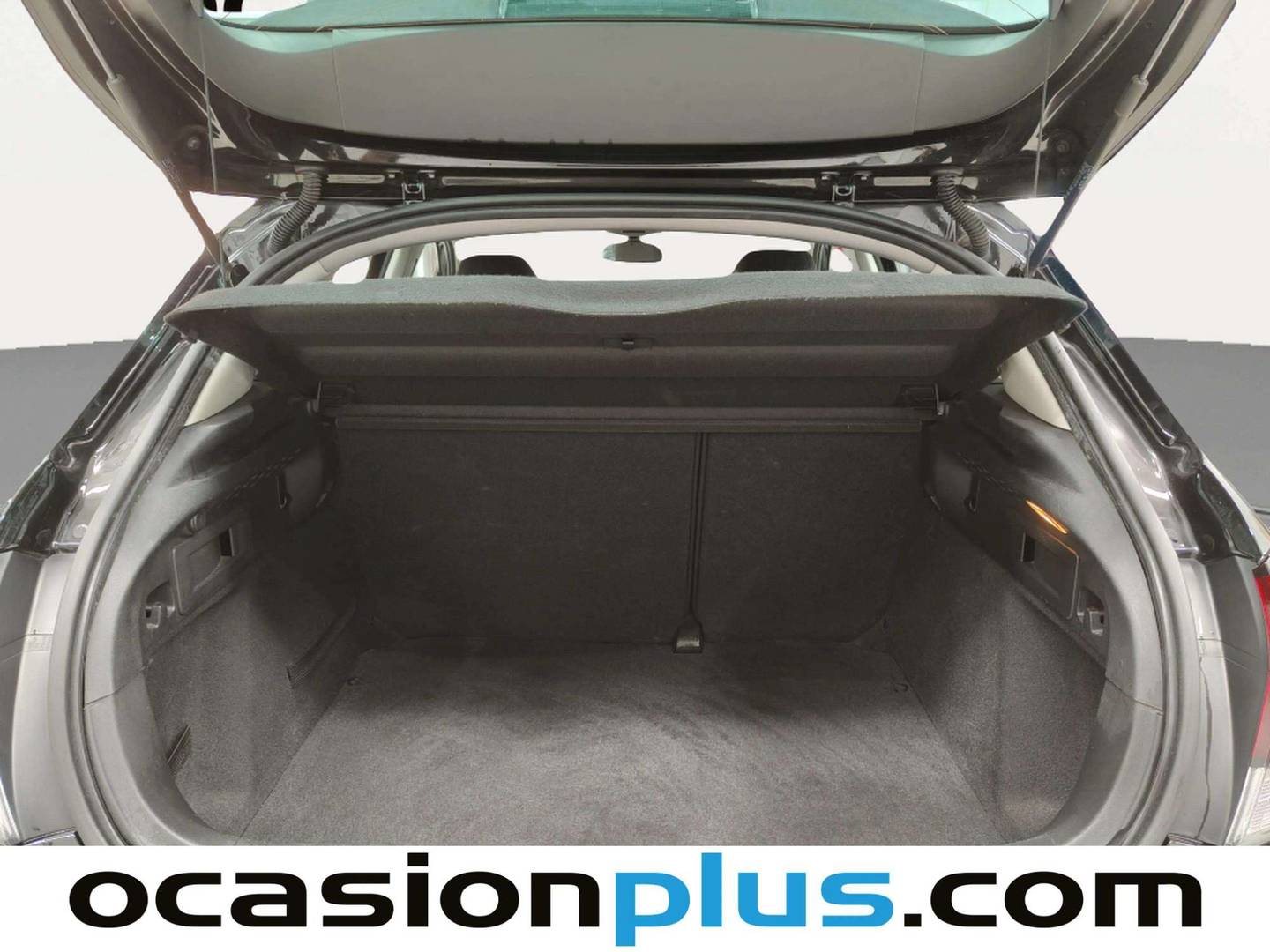 Fotos maletero Citroën C4 Citroën C4 PureTech 110 Live Edition (110 CV)