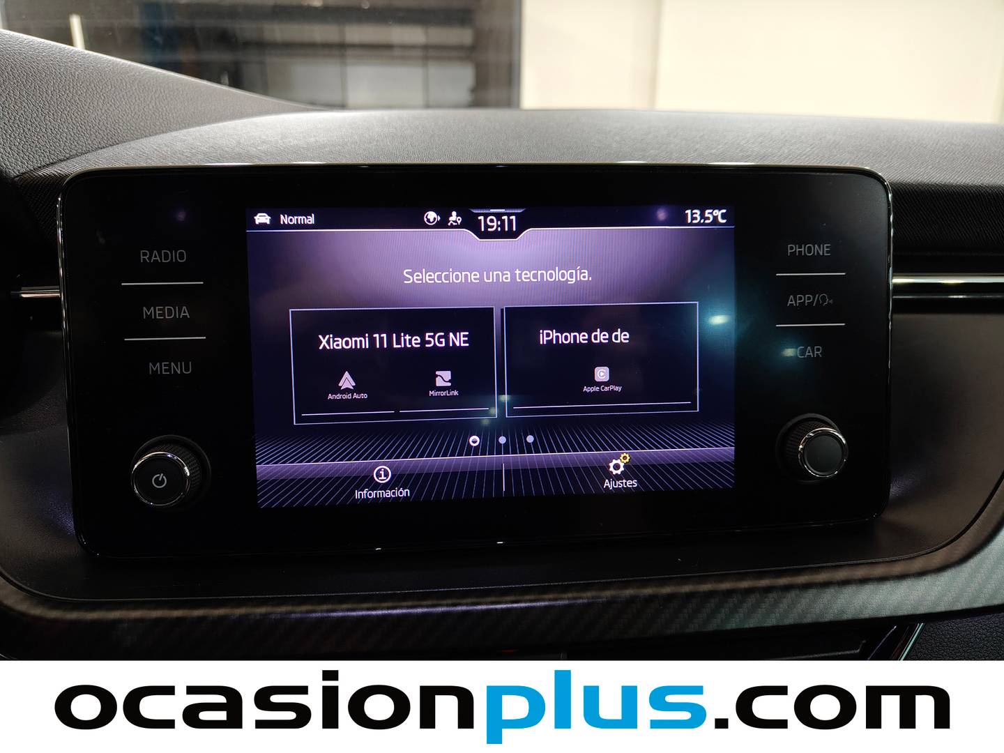 Equipamiento del Skoda Kamiq Skoda Kamiq 1.5 TSI Montecarlo DSG  (150 CV)