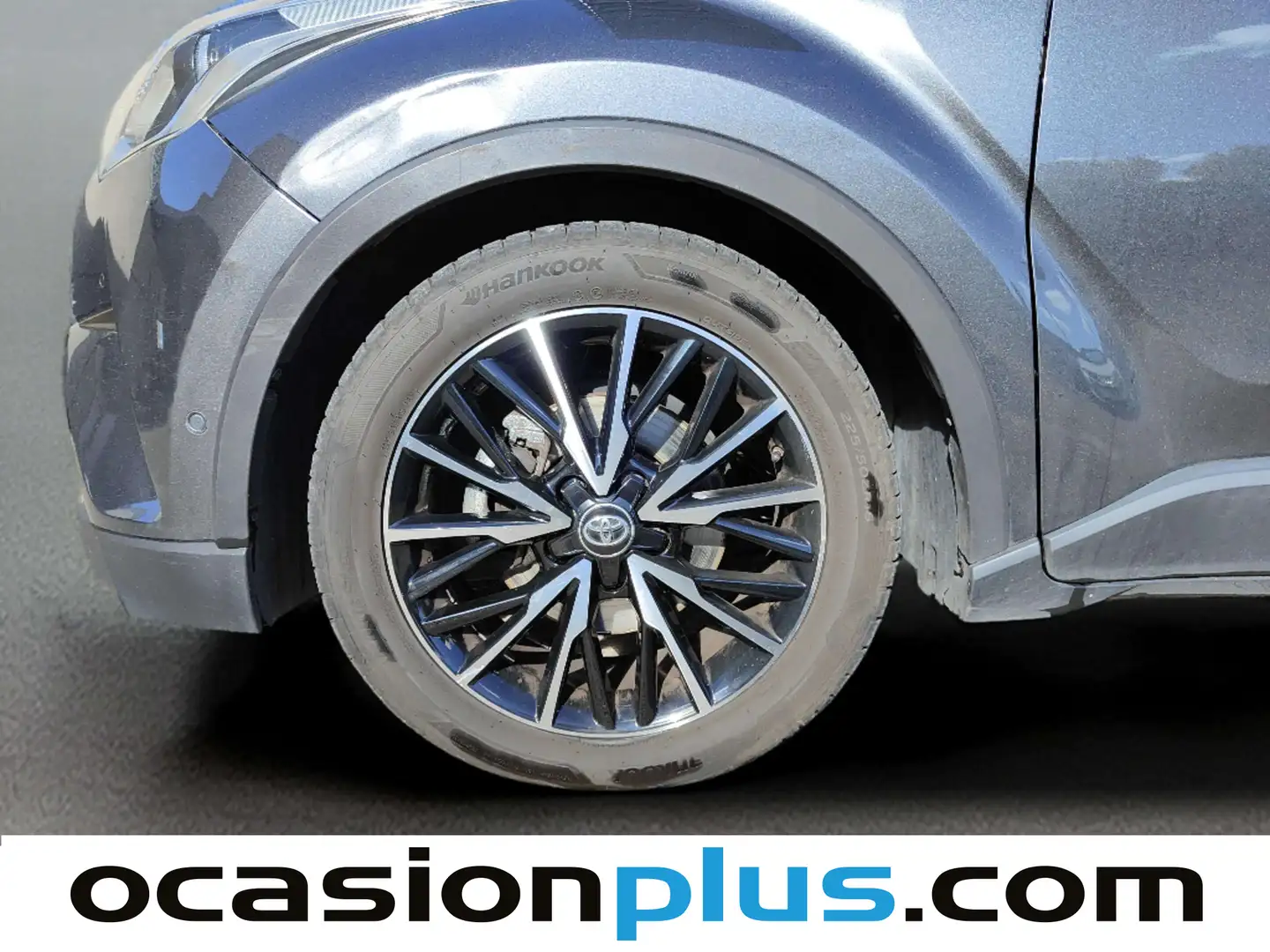 Foto Toyota C-HR Toyota C-HR 1.8 125H Advance (122 CV)