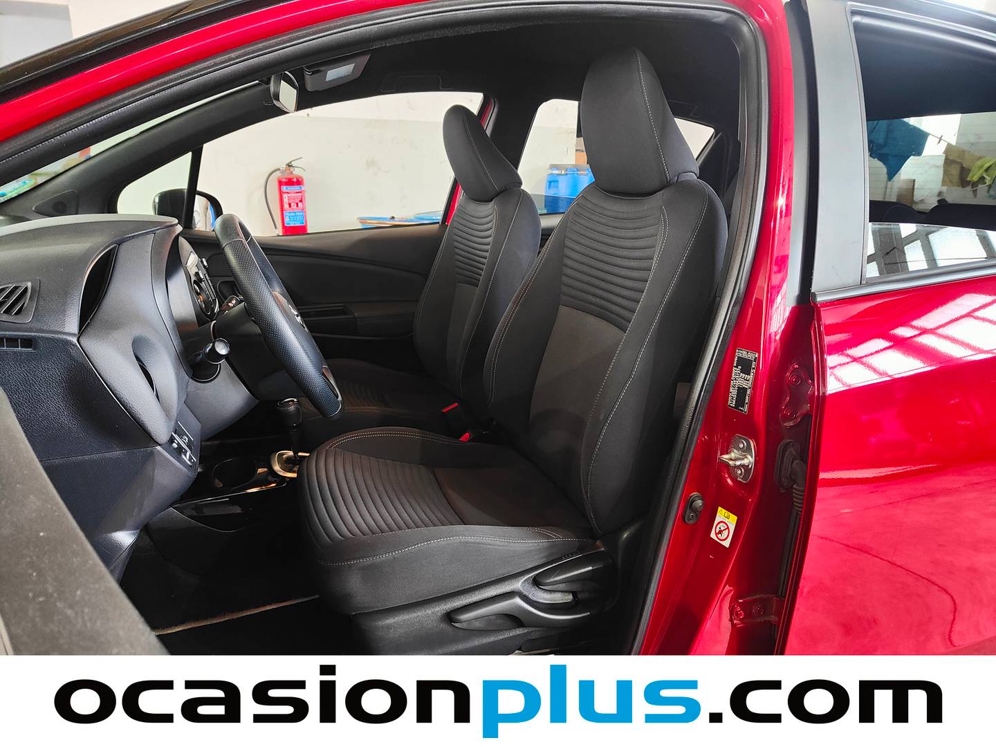 Foto asientos delanteros Toyota Yaris Toyota Yaris 1.5 Hybrid Feel (100 CV)