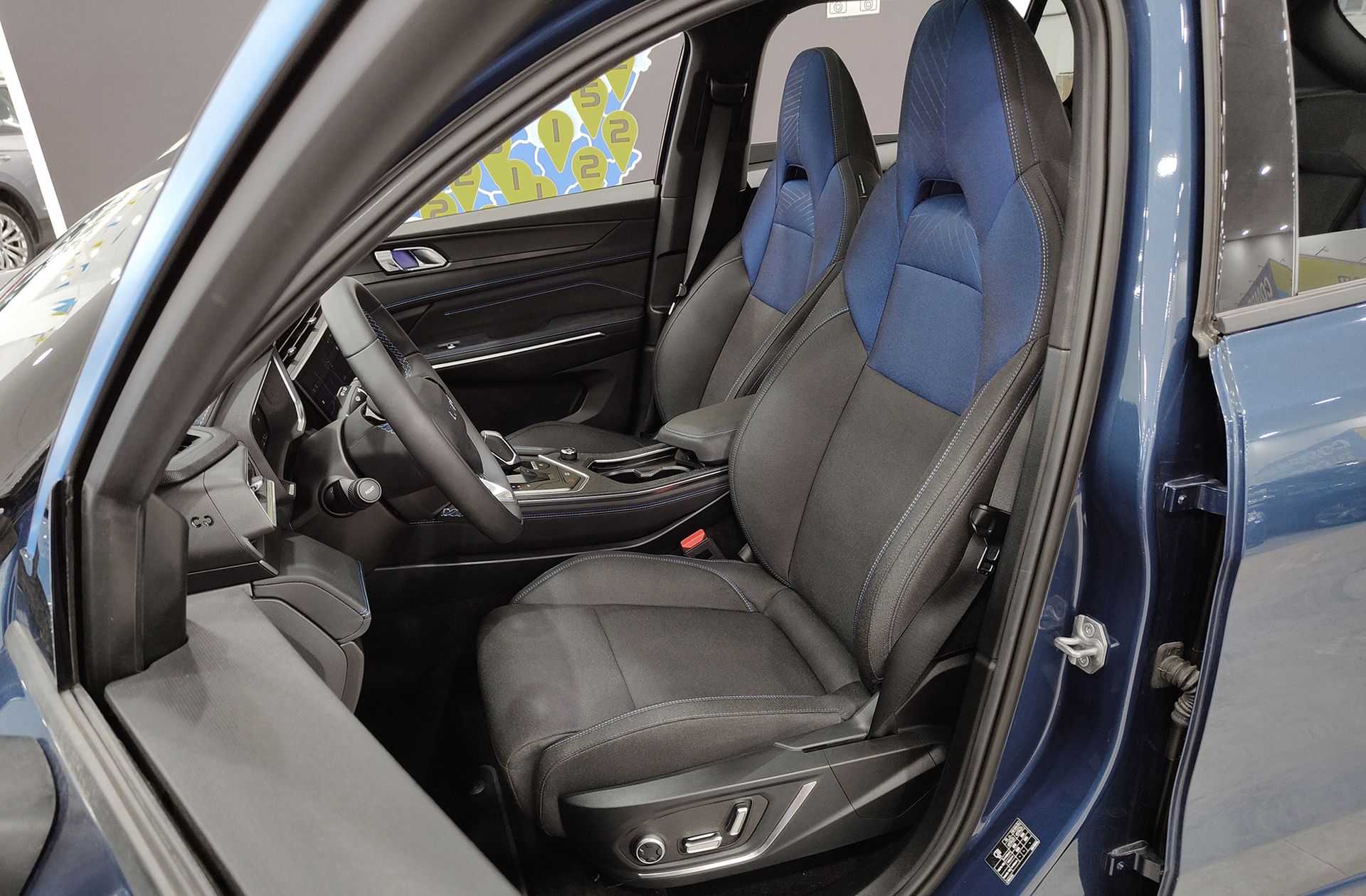 Lynk & Co 01 1.5 PHEV - foto 15