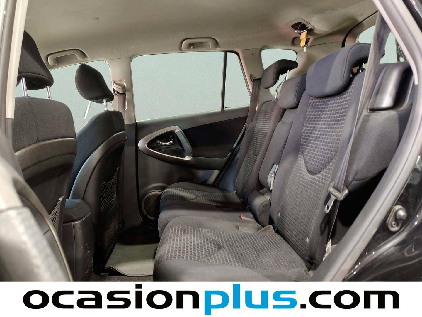 Foto asientos traseros Toyota Rav4 Toyota Rav4 2.2 D-4D Cross Sport Sol (136 CV)