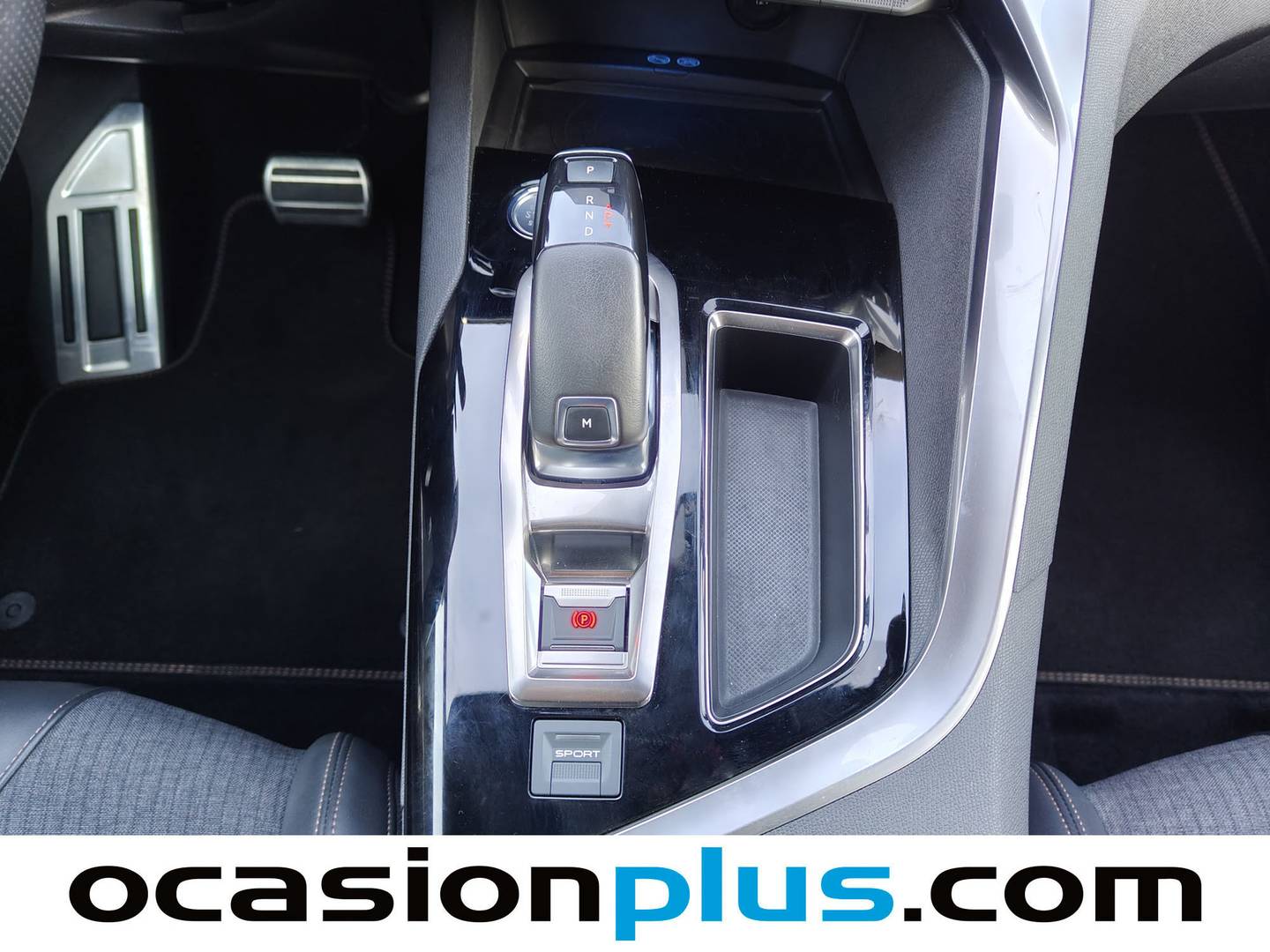 Foto Peugeot 3008 Peugeot 3008 BlueHDI 130 S&S GT Line EAT8 (130 CV)