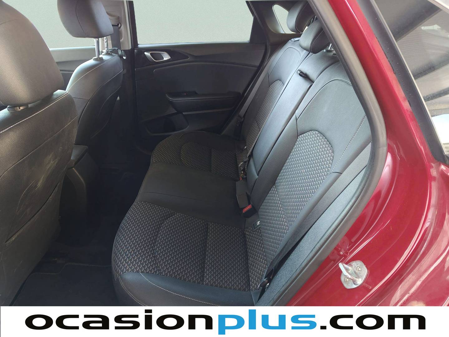 Foto asientos traseros KIA Ceed Kia Ceed 1.0 T-GDi Tech (120 CV)