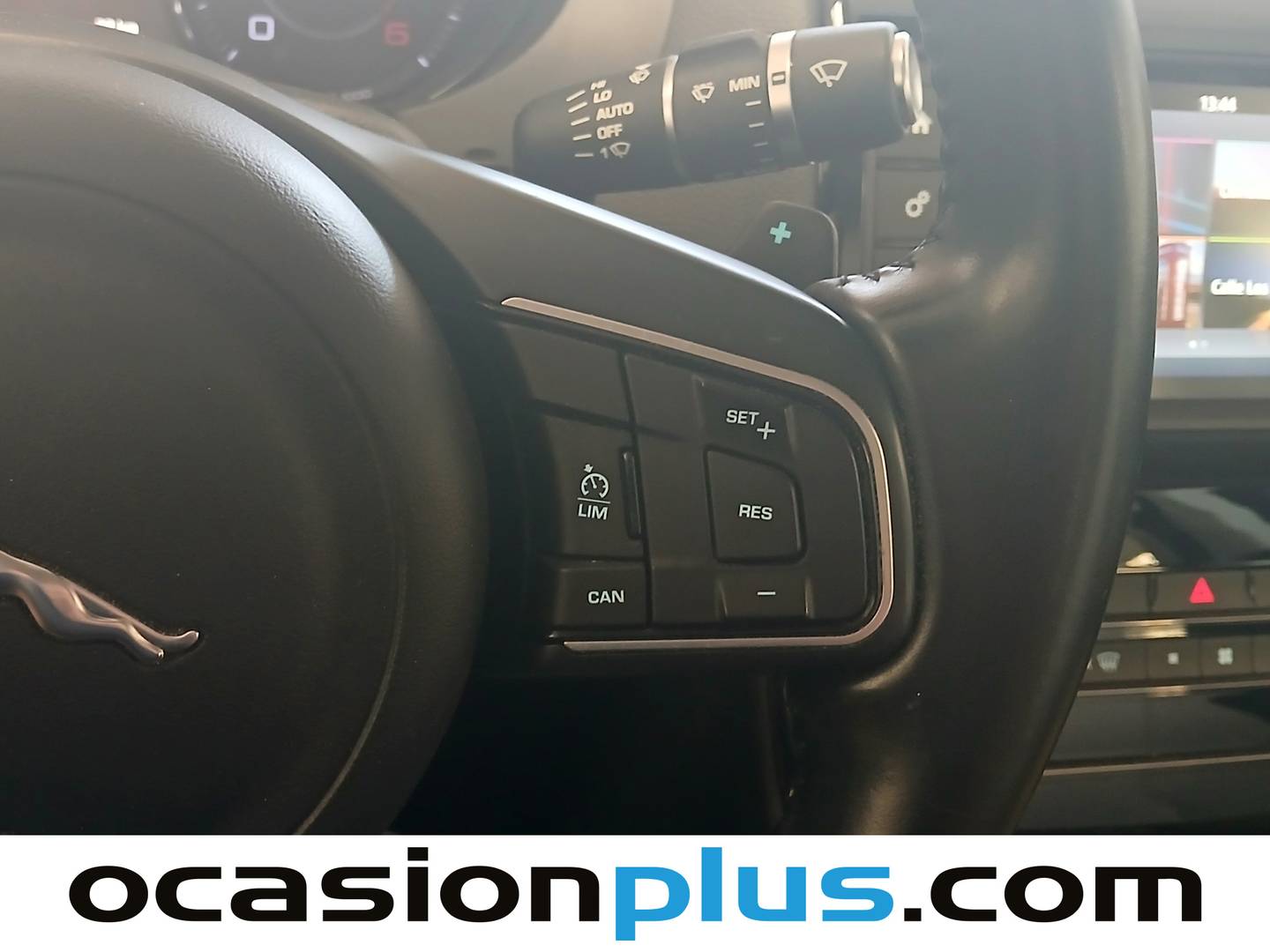 Foto Jaguar XE Jaguar XE 2.0 Diesel Pure RWD Auto (180 CV)