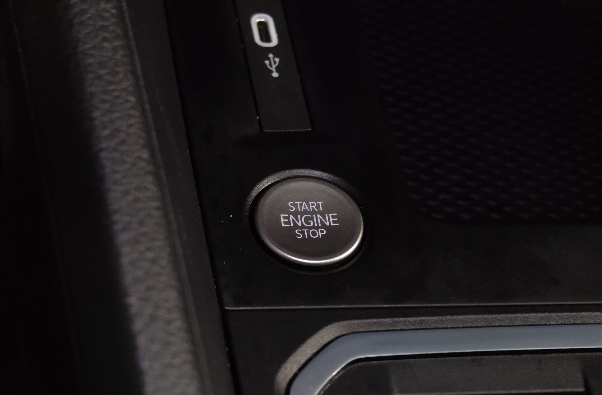 Ford Grand Tourneo Connect 2.0 EcoBlue Titanium 7 plazas - foto 38