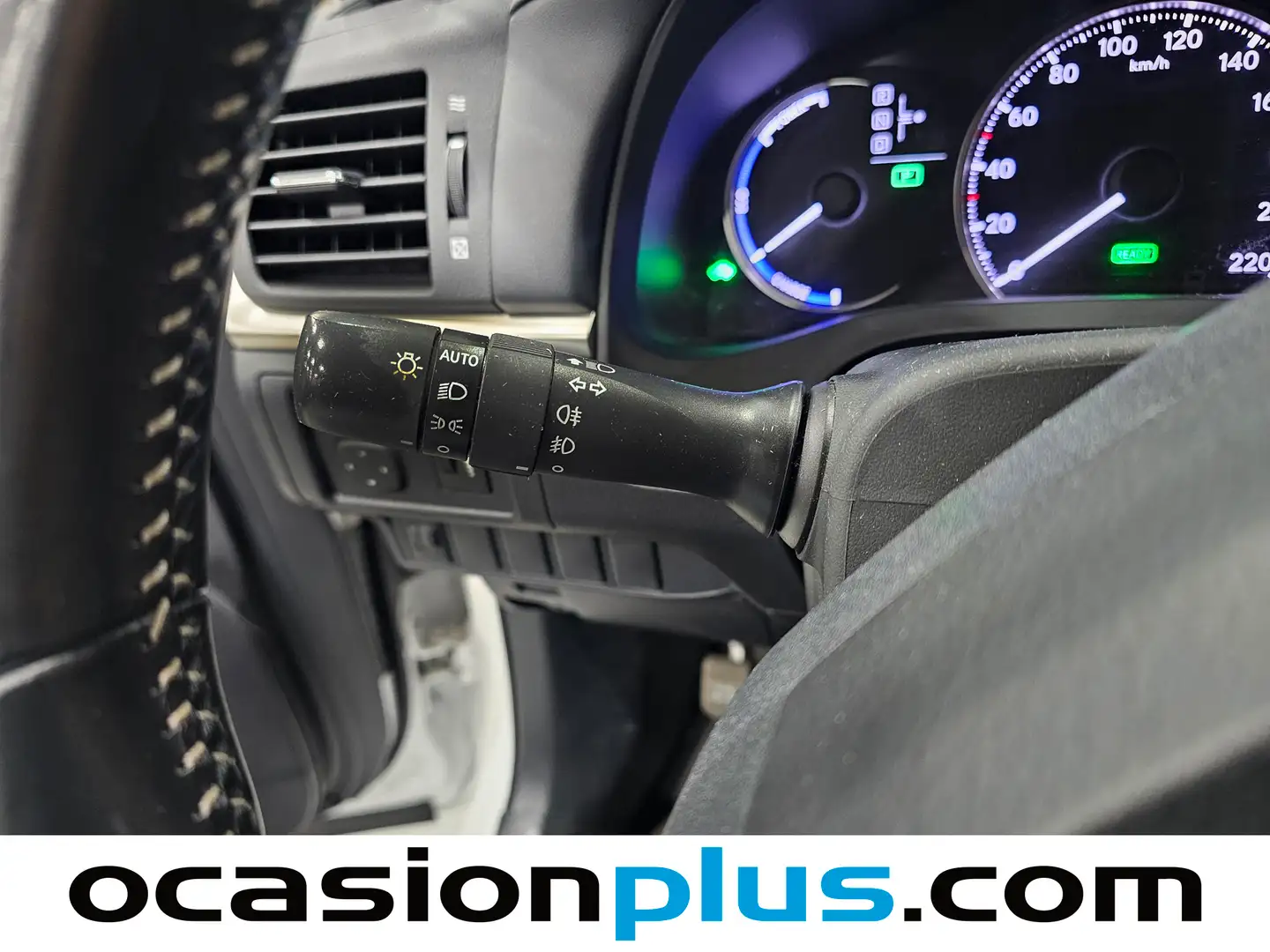 Foto Lexus CT Lexus CT 200h Business (136 CV)