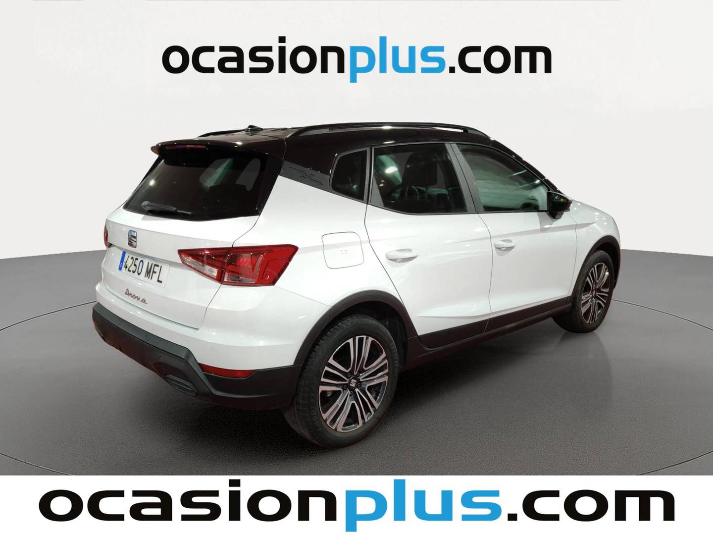 Foto trasera Seat Arona SEAT Arona 1.0 TSI Style XL Edition (110 CV) derecha