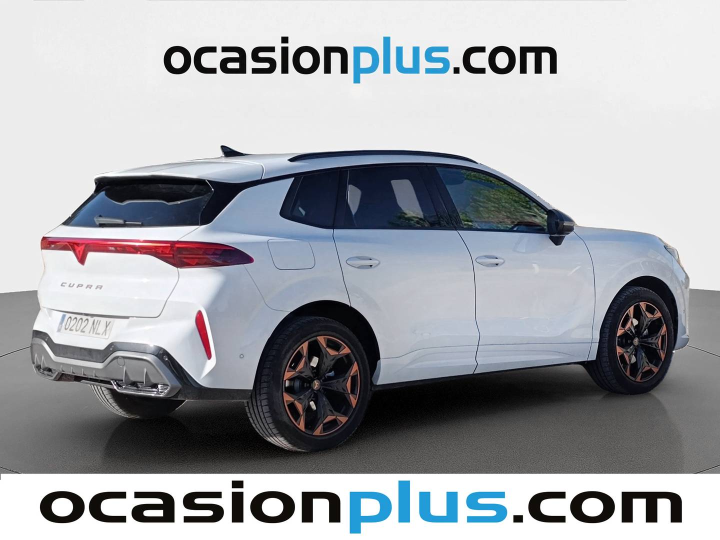 Foto trasera Cupra Terramar Cupra Terramar 1.5 eTSI Beyond DSG (150 CV) derecha
