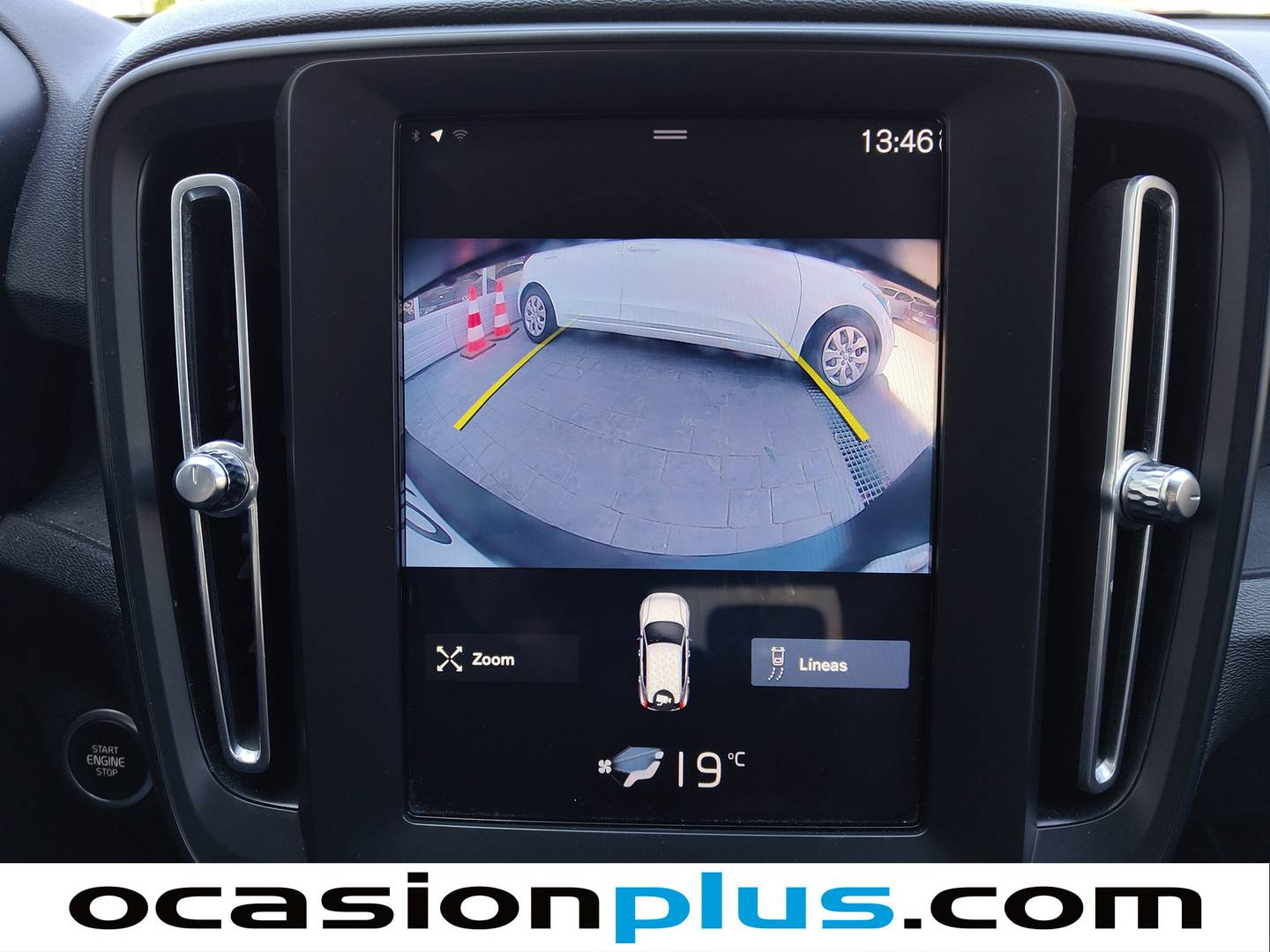 Equipamiento del Volvo XC40 Volvo XC40 D3 Momentum Core Auto (150 CV)