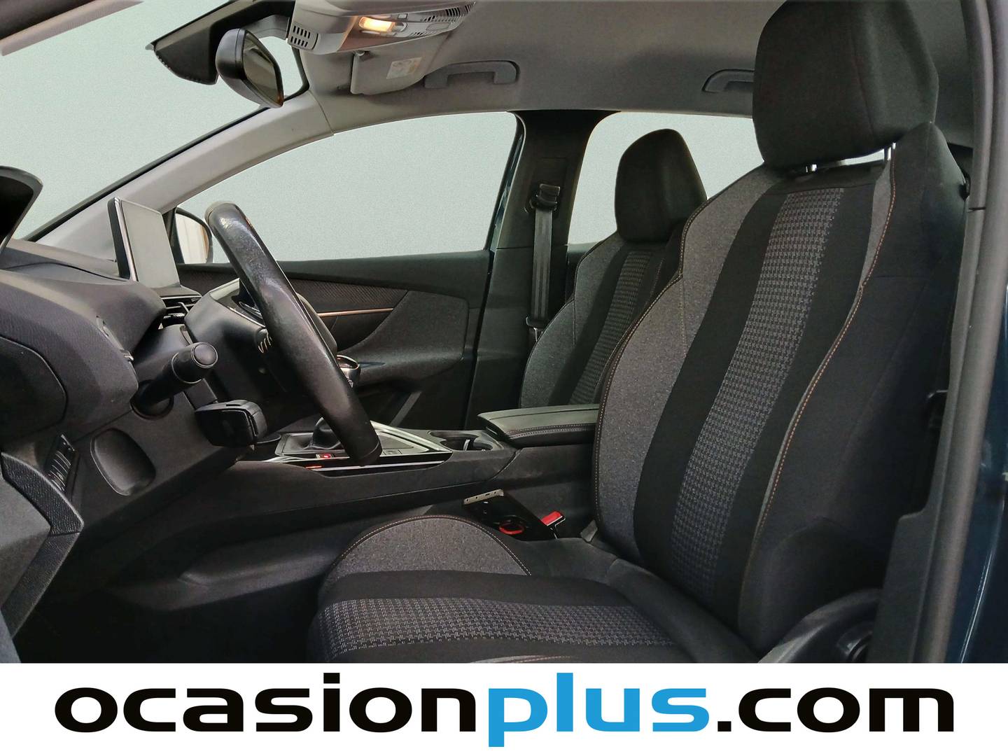 Foto asientos delanteros Peugeot 3008 Peugeot 3008 BlueHDi 130 S&S Active Pack (130 CV)