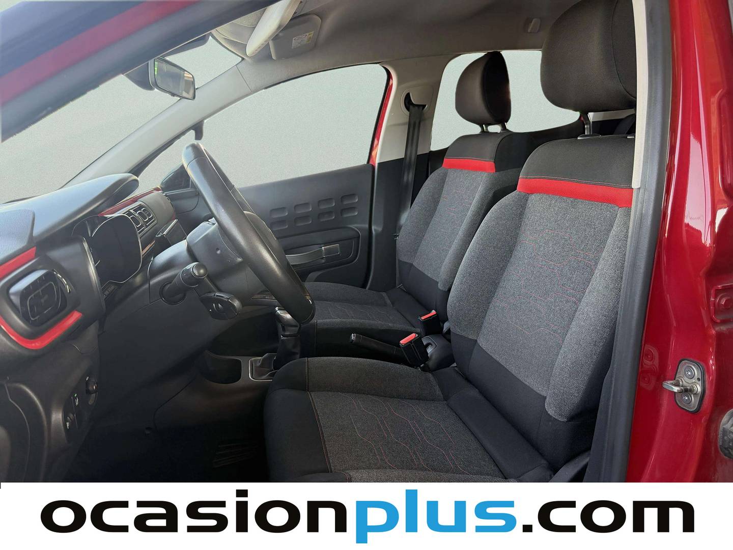 Foto asientos delanteros Citroën C3 Citroën C3 PureTech 82 Shine (82 CV)