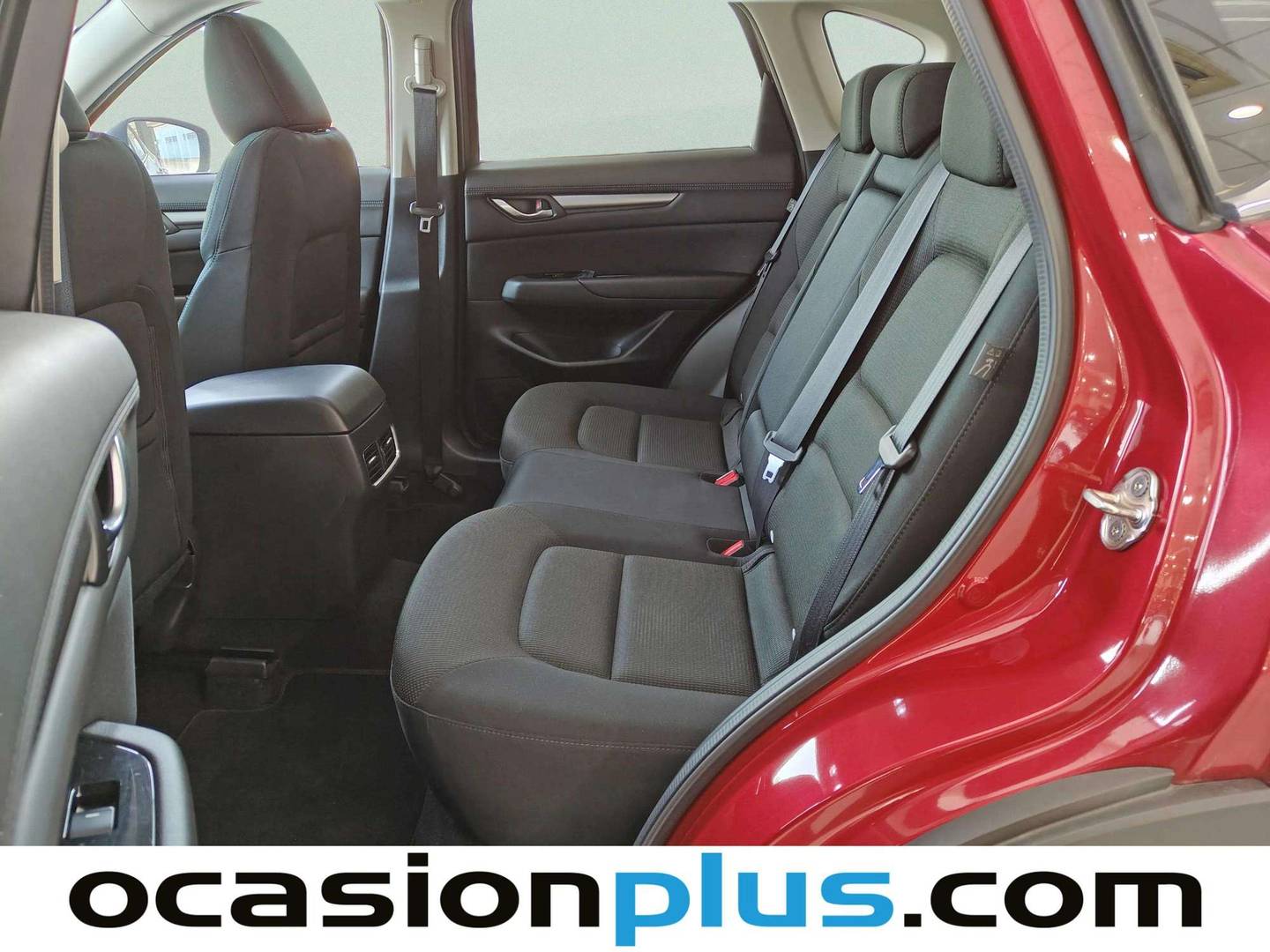 Foto asientos traseros Mazda CX-5 Mazda CX-5 2.0 E-SKYACTIV-G MHEV Advantage (165 CV)