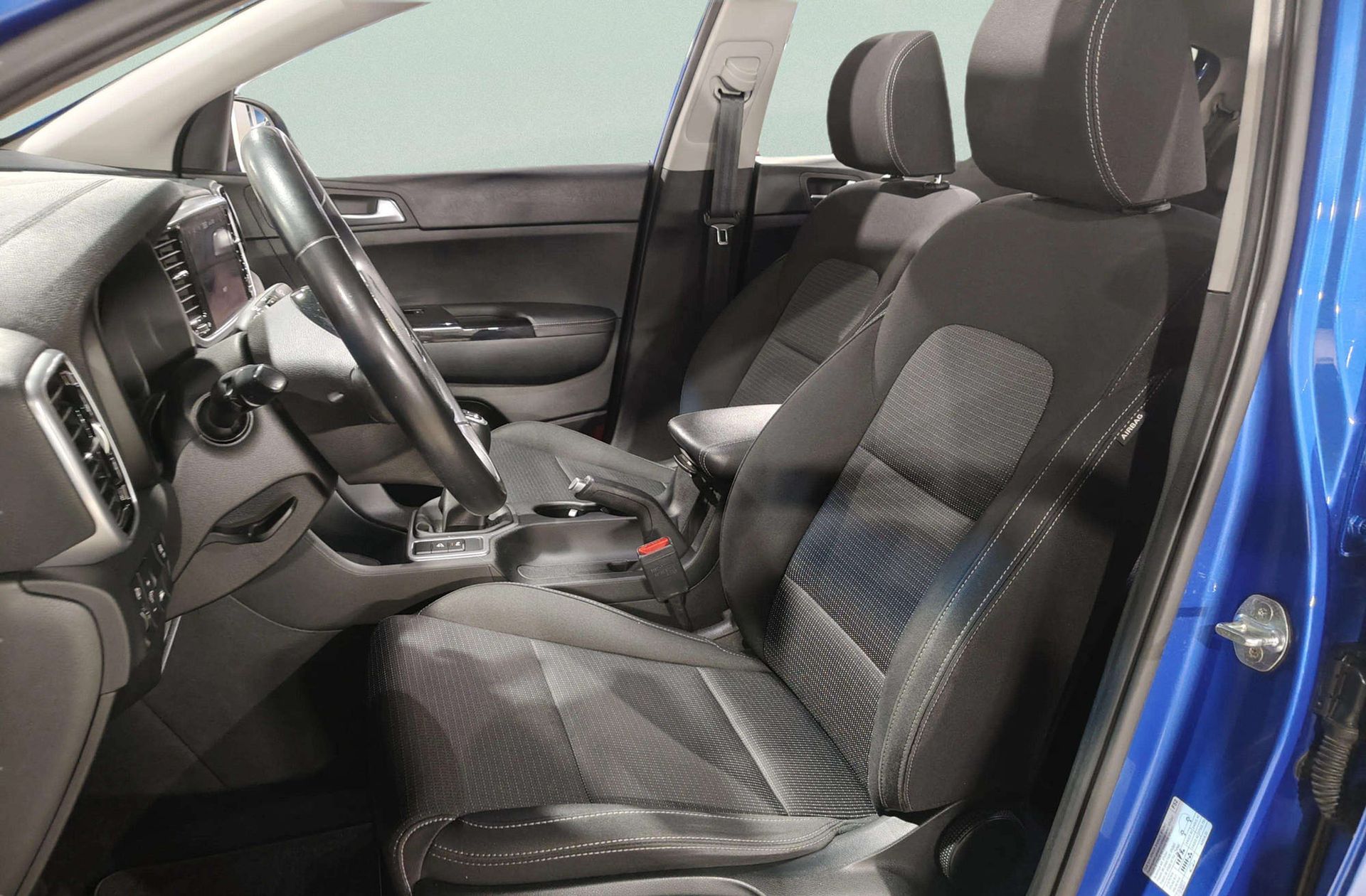 Kia Sportage 1.6 GDI Black Edition 4x2 - foto 12