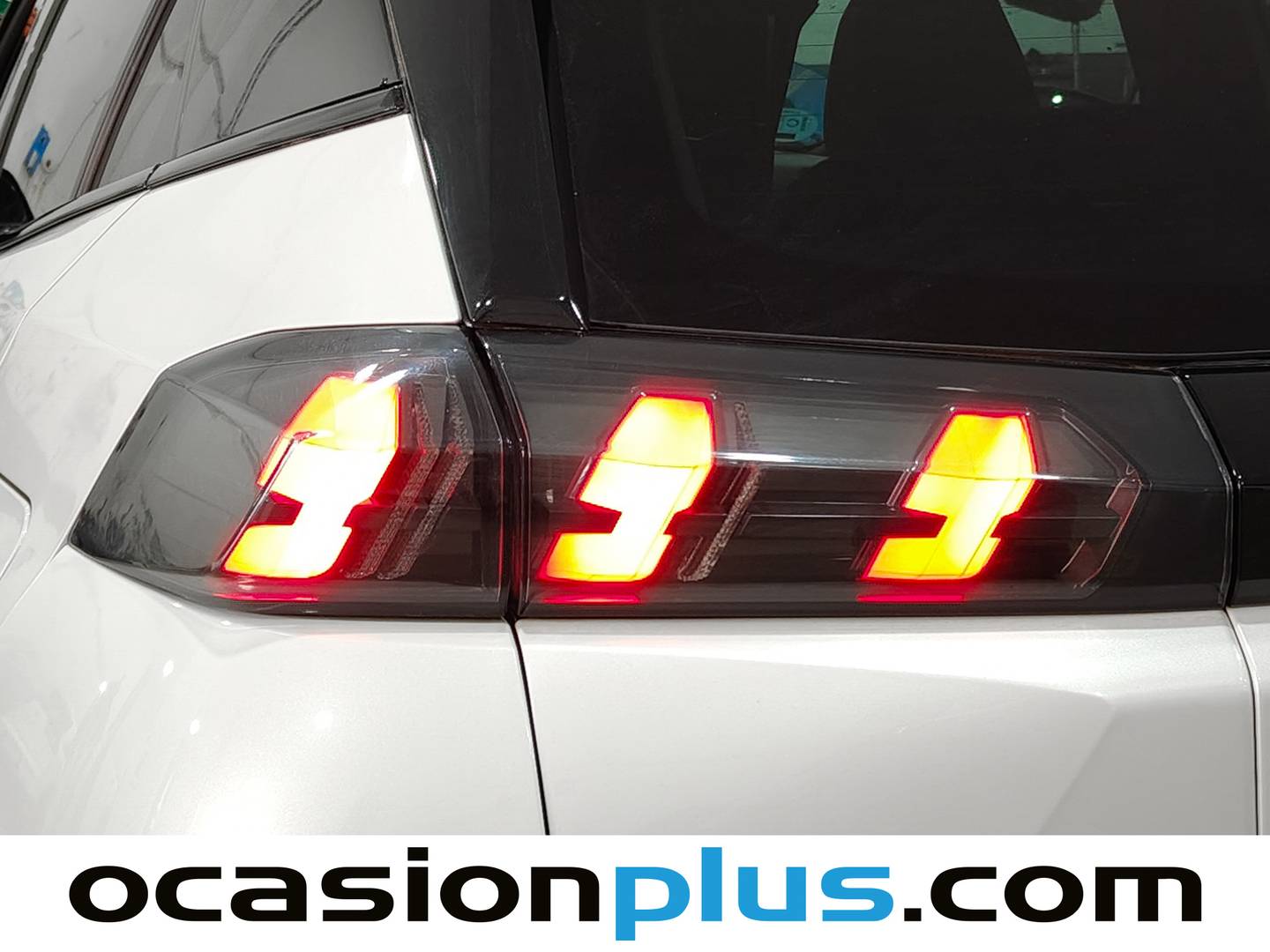 Accesorios del Peugeot 2008 Peugeot 2008 PureTech 130 S&S GT EAT8 (130 CV)
