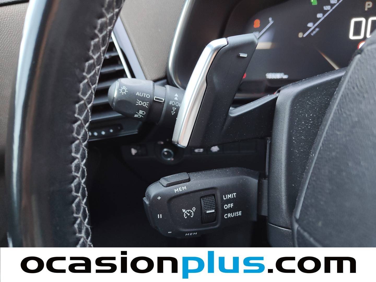 Foto DS DS 7 Crossback DS DS7 Crossback BlueHDi 130 DE Bastille + AT (130 CV)