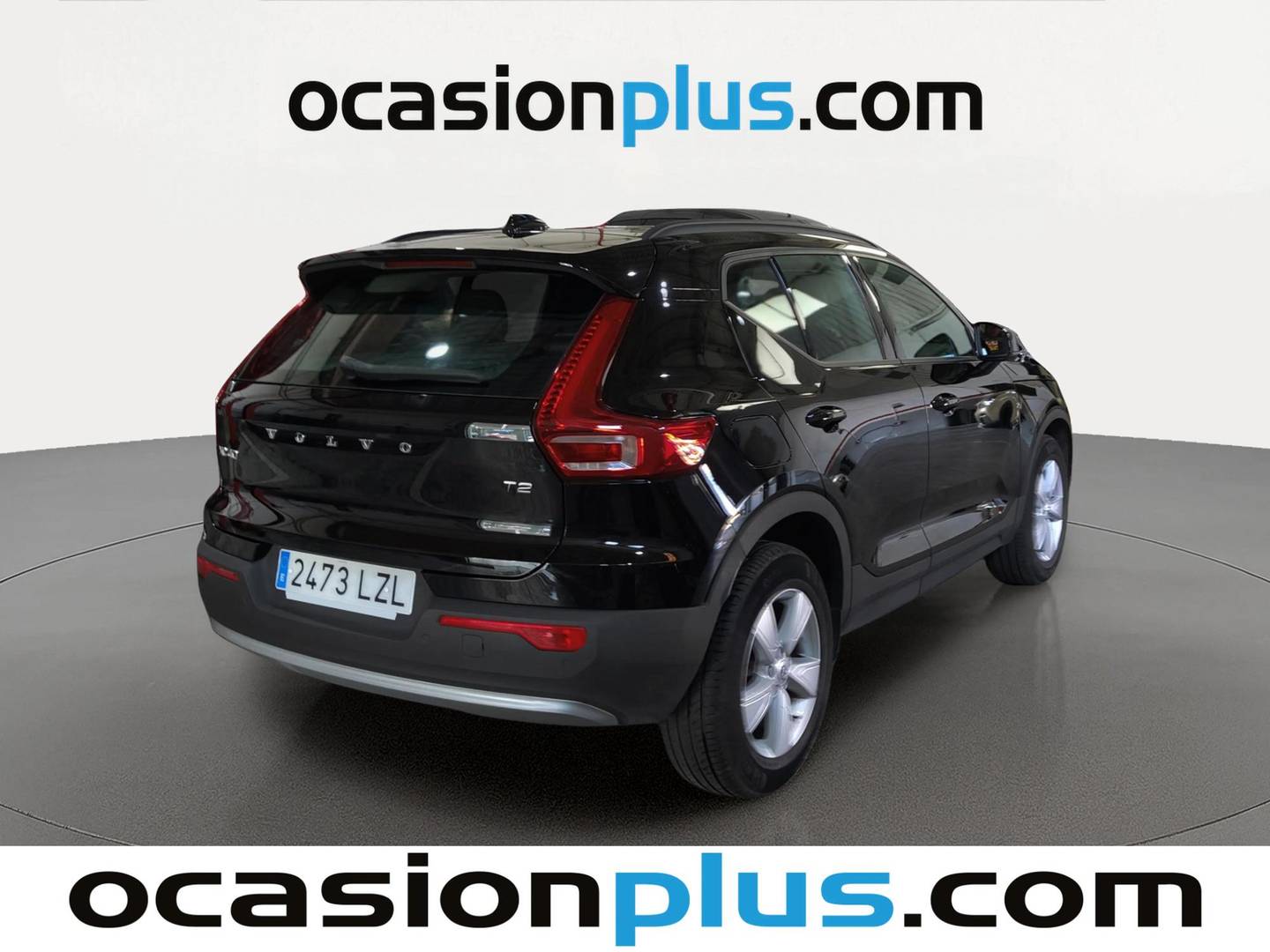 Foto trasera Volvo XC40 Volvo XC40 T2 Essential (129 CV) derecha