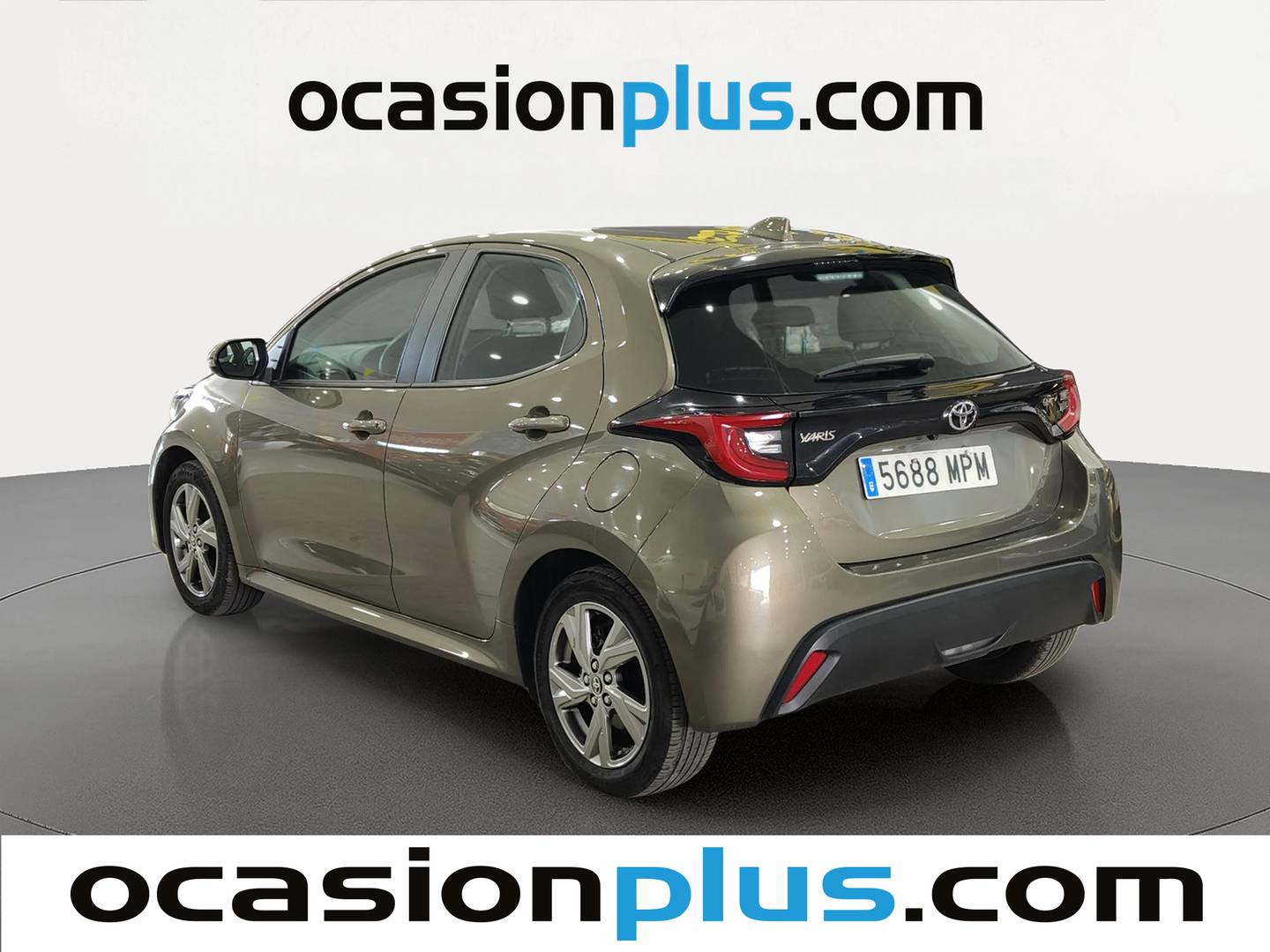 Foto trasera Toyota Yaris Toyota Yaris 120H Active Plus (116 CV) izquierda