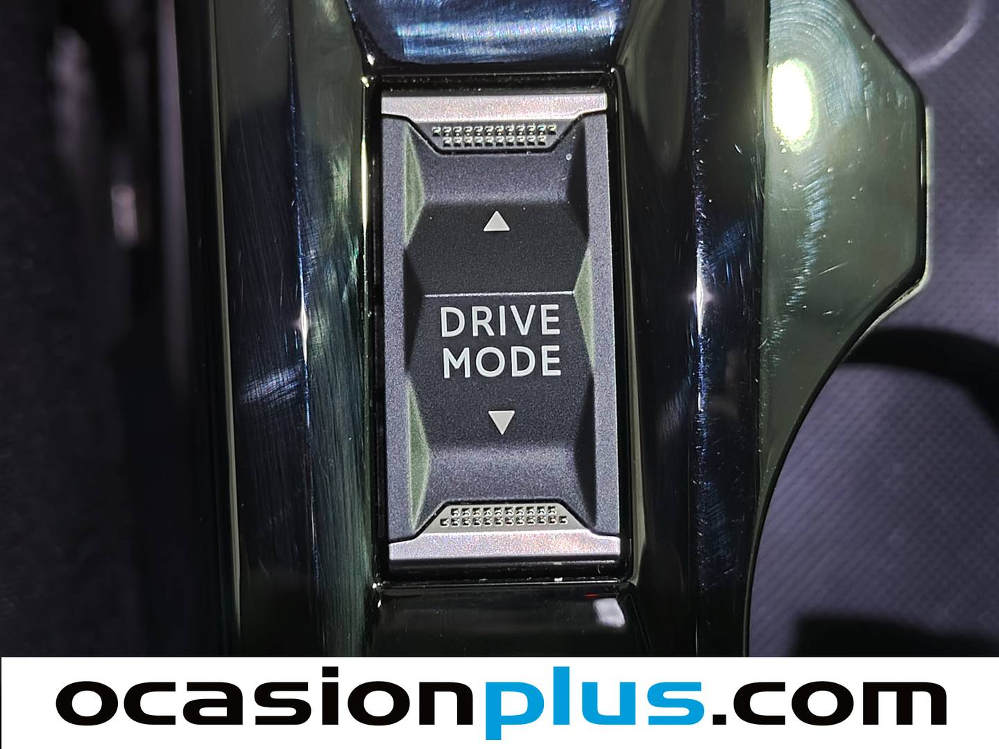 Foto Peugeot 2008 Peugeot 2008 PureTech 130 S&S Allure EAT8 (130 CV)