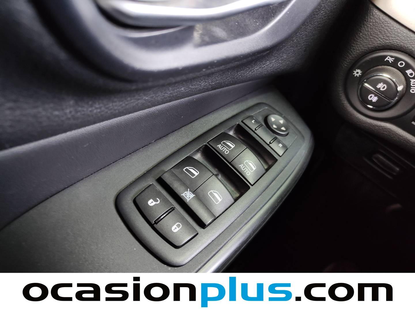 Jeep Cherokee Jeep Cherokee 2.0 CRD Longitude 4x2 (140 CV) de segunda mano