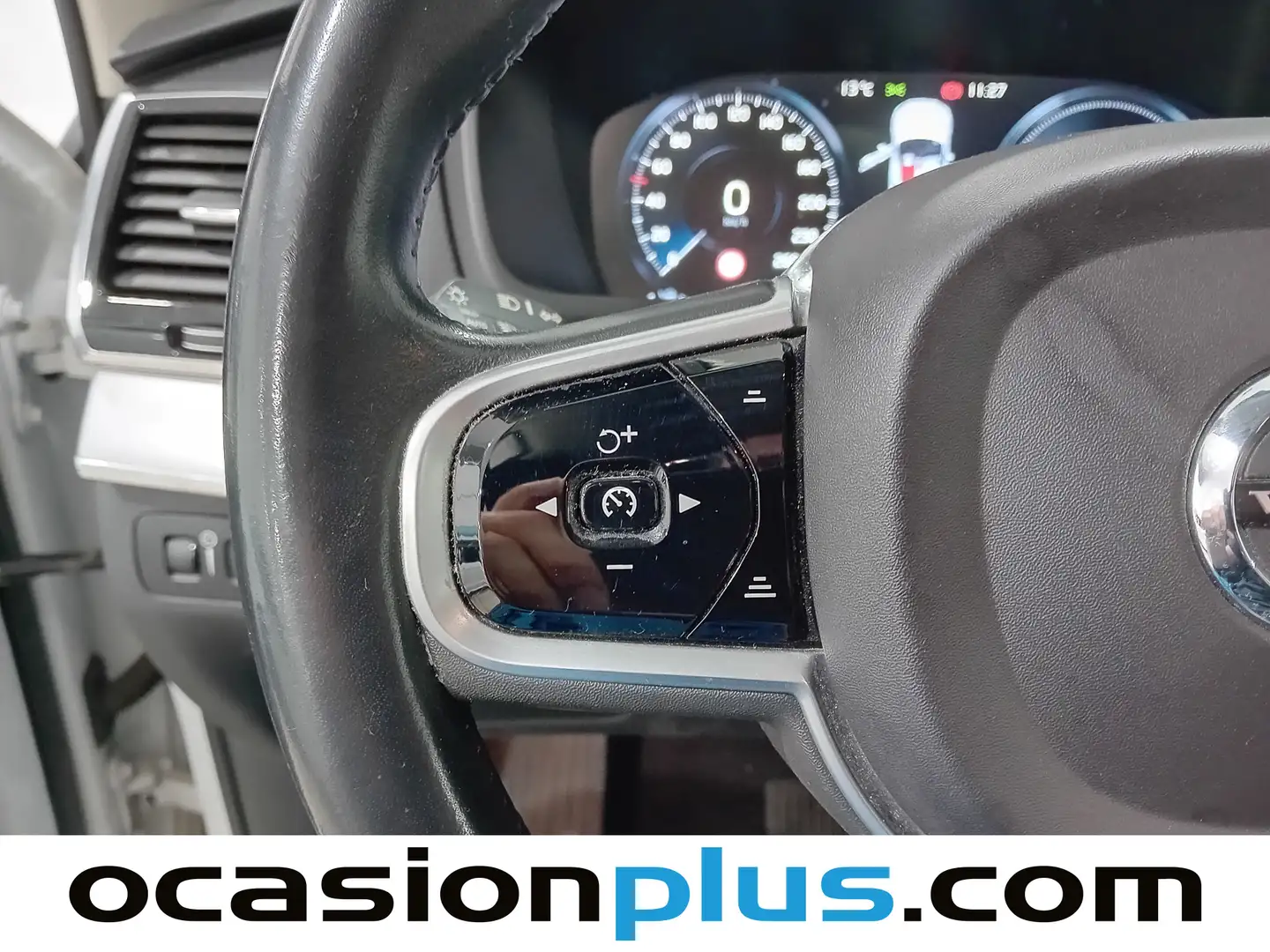 Foto Volvo XC90 Volvo XC90 T8 Momentum AWD Auto (390 CV) 7 Plazas