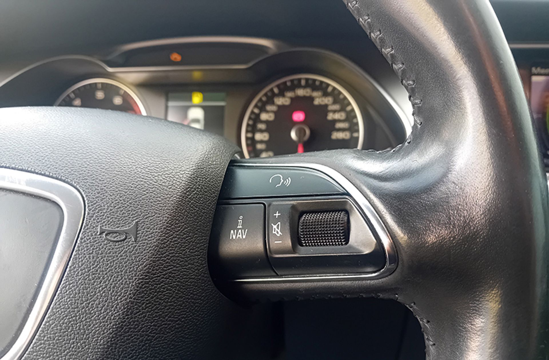 Audi A4 Avant 1.8 TFSI - foto 23