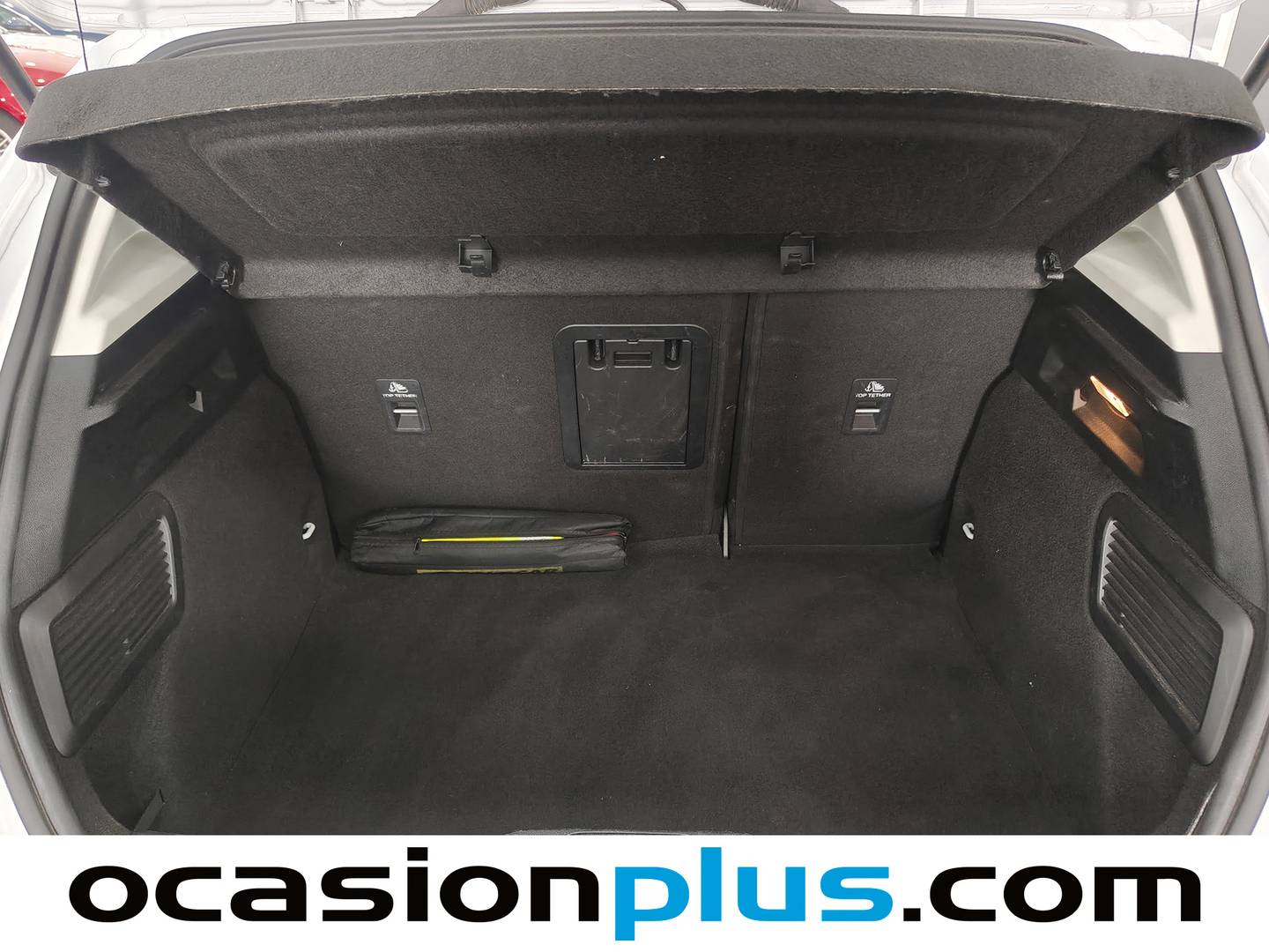 Fotos maletero Ford Focus Ford Focus 1.0 Ecoboost MHEV Active (155 CV)