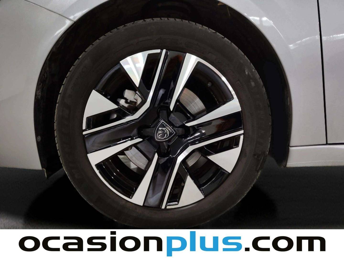 Peugeot 208 Peugeot 208 PureTech 100 Allure (100 CV) gasolina