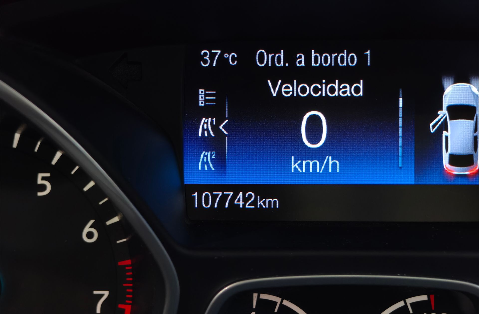 Ford C-Max 1.5 EcoBoost Titanium - foto 10