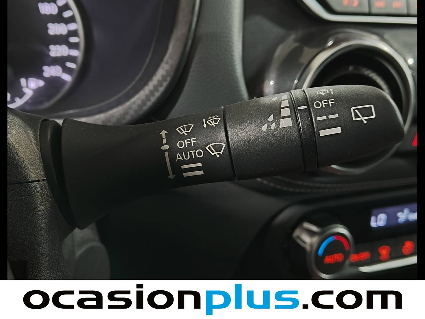 Nissan JUKE Nissan Juke DIG-T N-Connecta 4x2 DCT (117 CV) 117cv