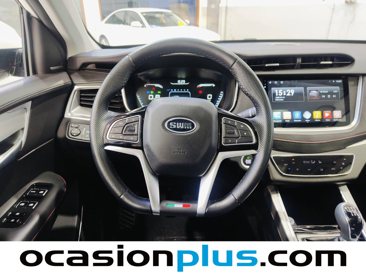 Foto SWM G01 SWM G01 1.5T Luxury (131 CV)