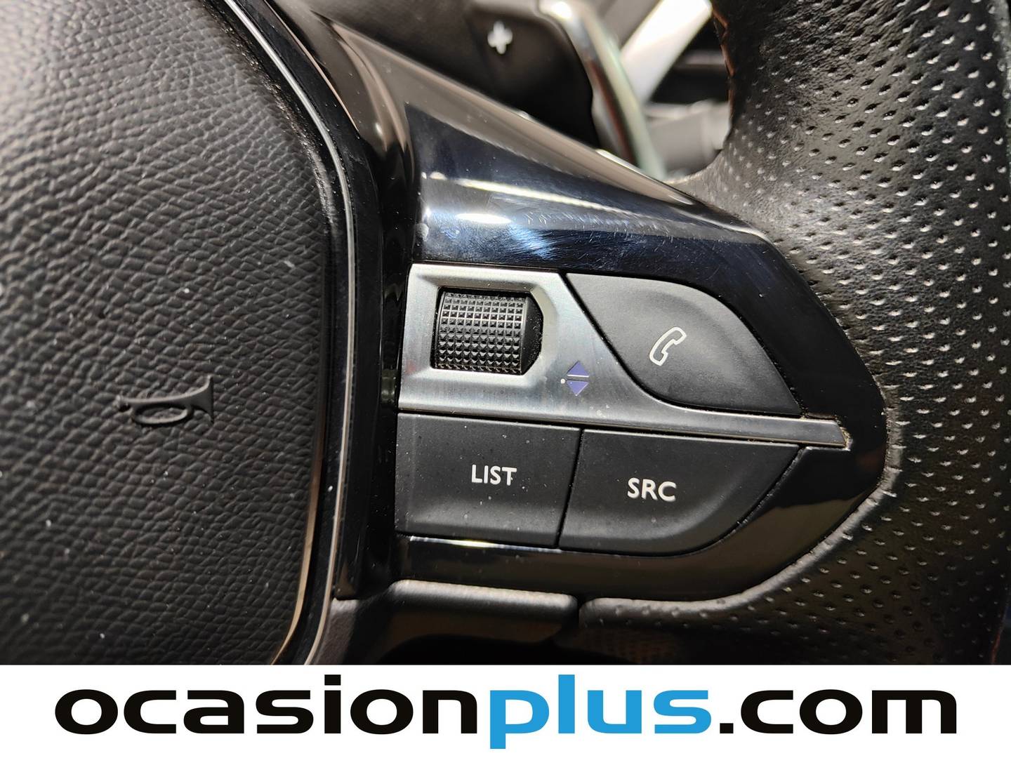 Foto Peugeot 3008 Peugeot 3008 PureTech 130 S&S GT EAT8 (130 CV)