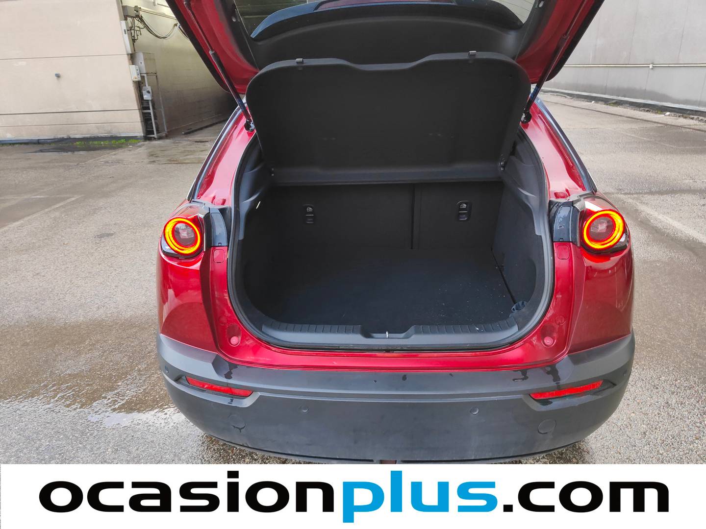 Foto Mazda MX-30 Mazda MX-30 e-Skyactive 1st Ed.Modern (146 CV)