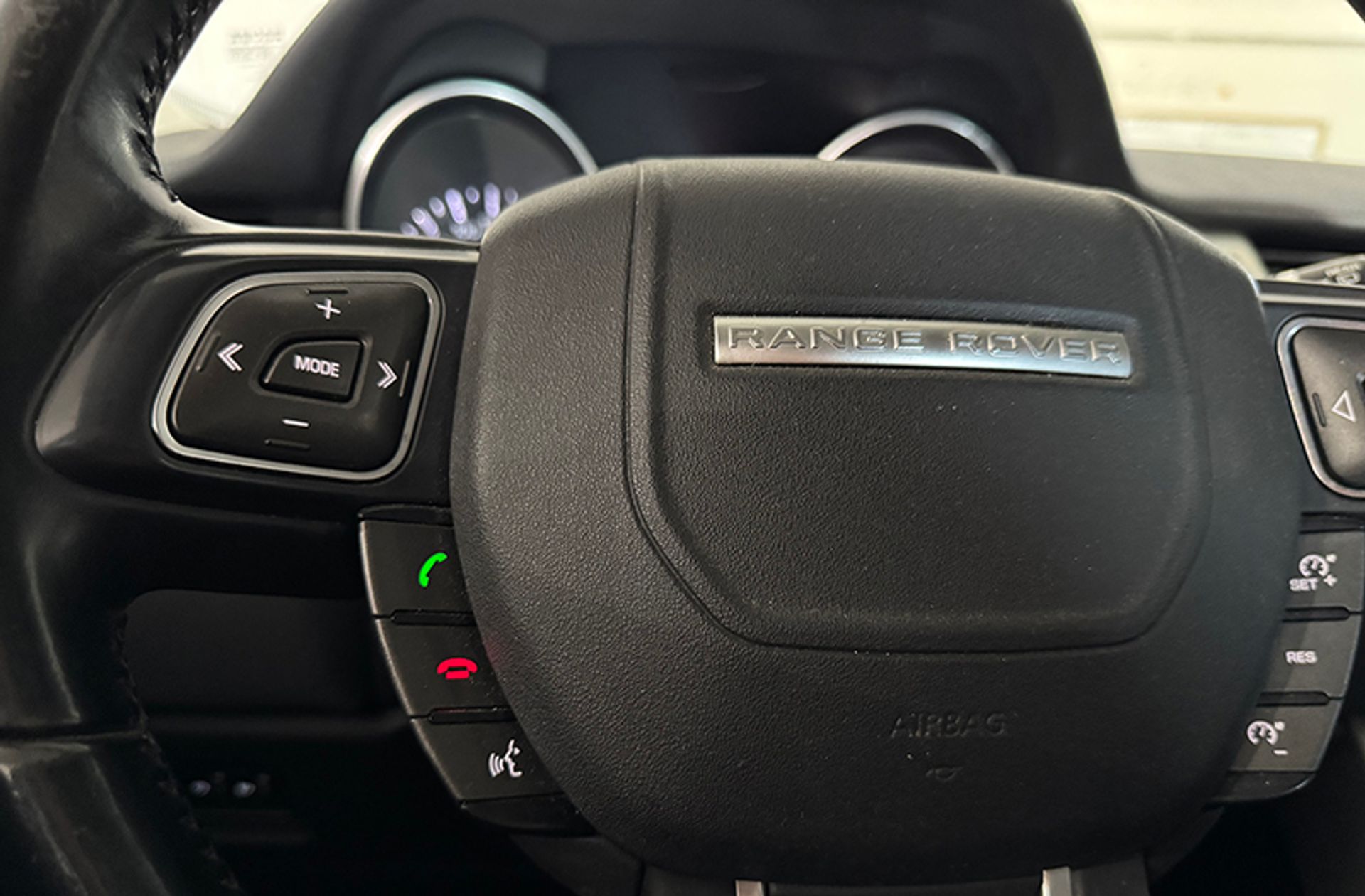 Land Rover Range Rover Evoque 2.2L TD4 Dynamic 4x4 - foto 22