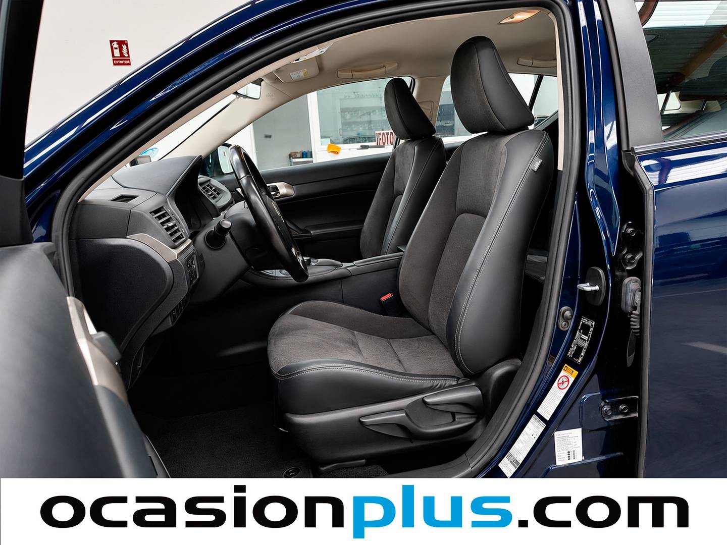 Foto asientos delanteros Lexus CT Lexus CT 200h Executive (136 CV)