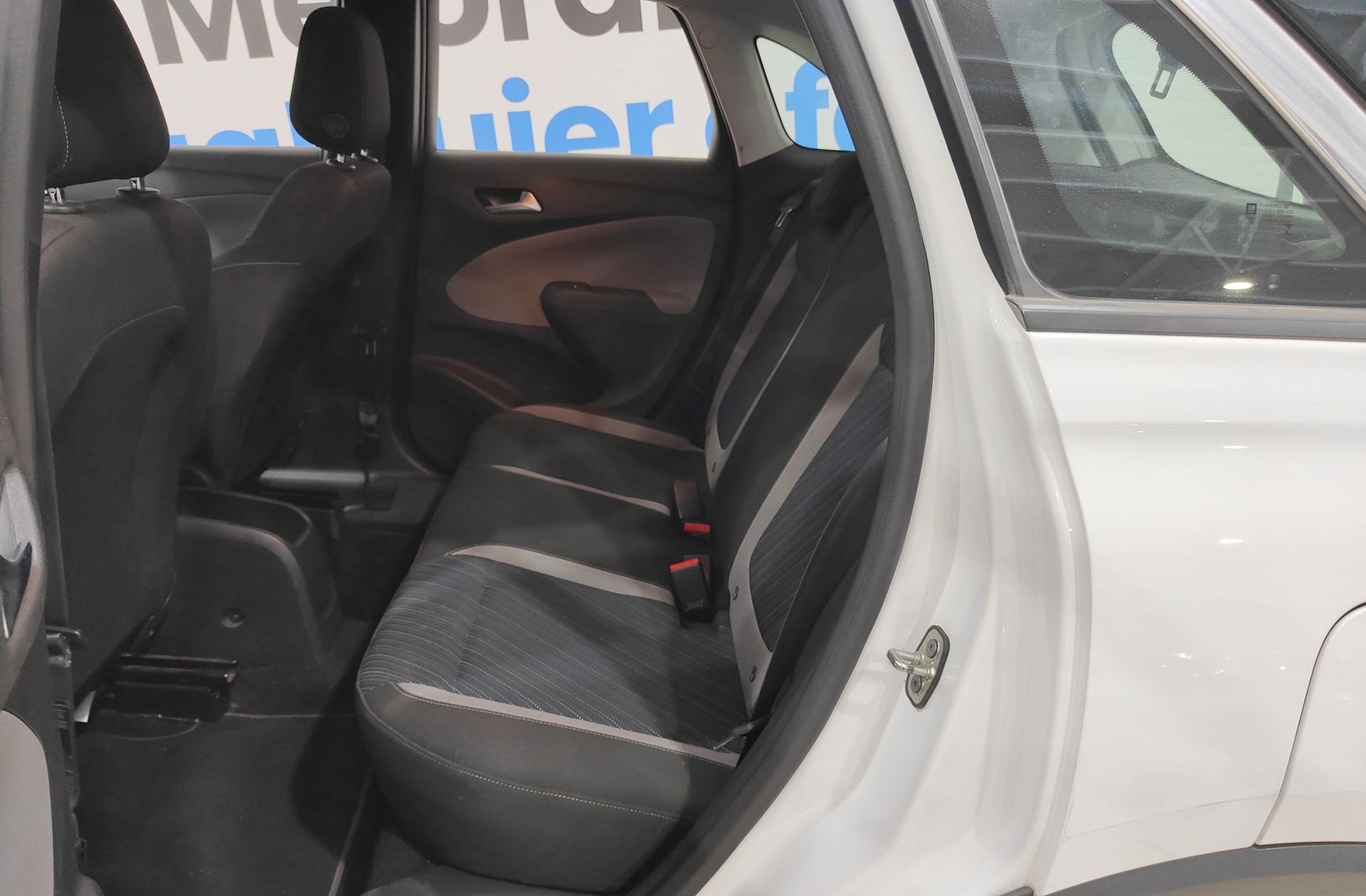 Opel Crossland 1.2 Design Line 120 Aniversario - foto 11