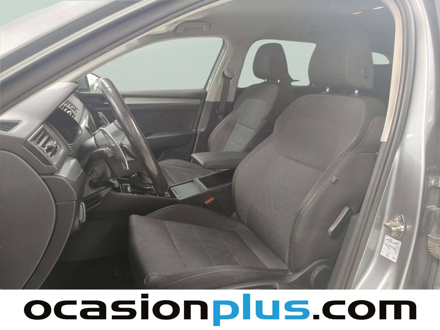 Foto asientos delanteros Skoda Superb Skoda Superb Combi 1.6 TDI Ambition DSG (120 CV)