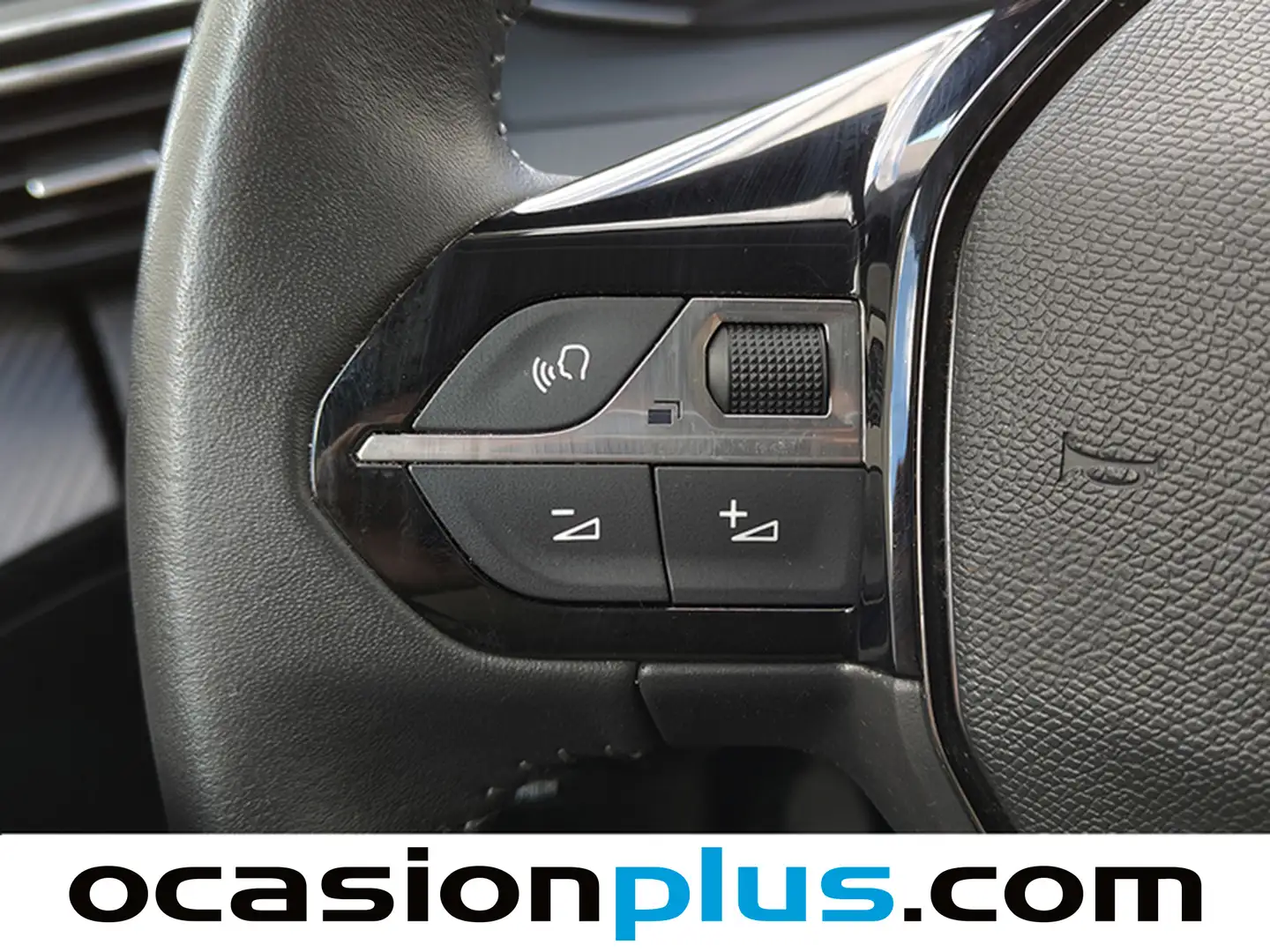 Foto Peugeot 2008 Peugeot 2008 PureTech 100 S&S Allure  (100 CV)