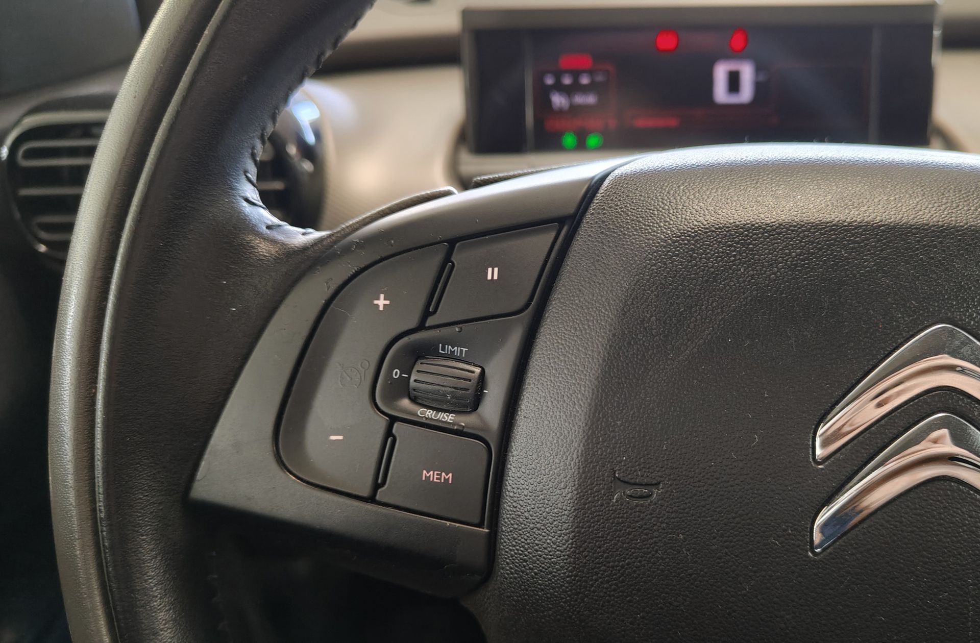 Citroën C4 Cactus PureTech 82 Feel Edition - foto 21