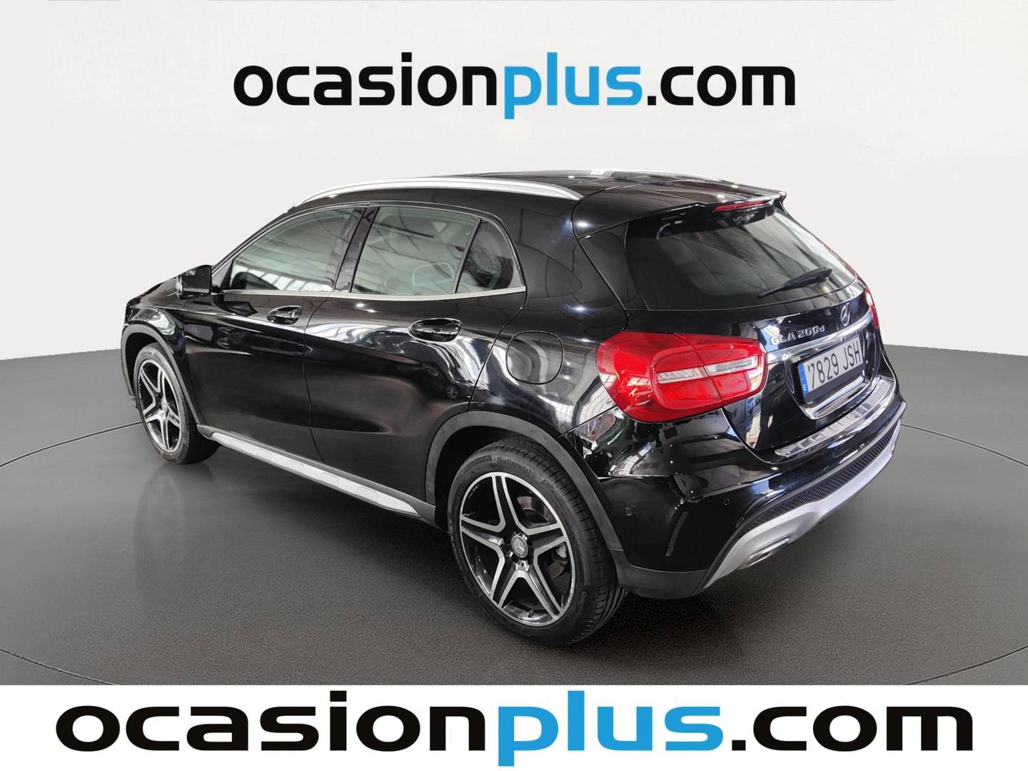 Foto trasera Mercedes GLA Mercedes GLA 200 d AMG Line (136 CV) izquierda
