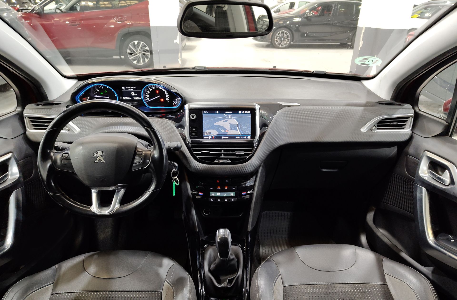 Peugeot 2008 PureTech 110 Allure - foto 6