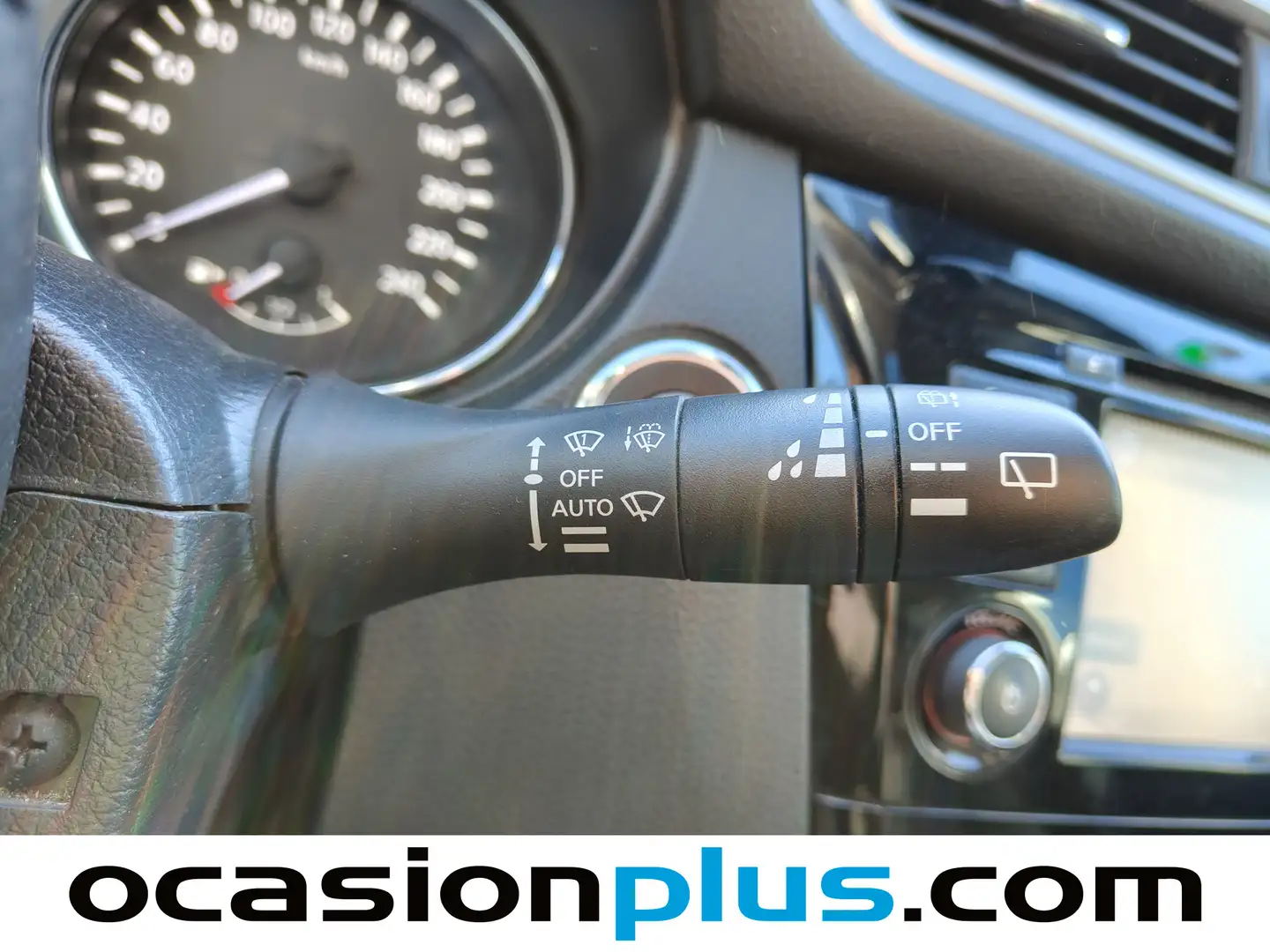 Foto Nissan QASHQAI Nissan Qashqai 1.5 dCi N-Connecta 4x2 (110 CV)