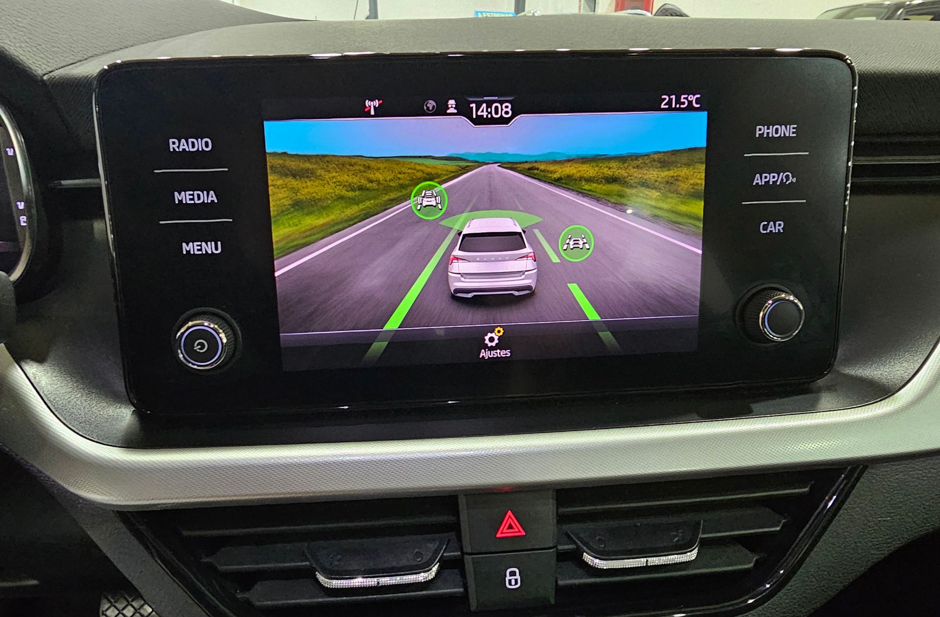 Škoda Kamiq 1.5 TSI Ambition DSG - foto 9
