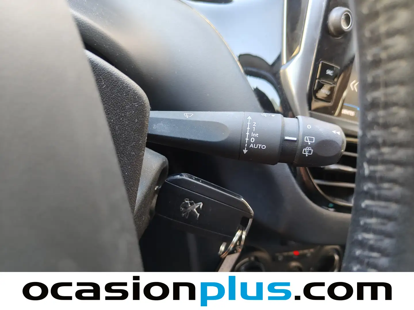 Foto Peugeot 208 Peugeot 208 PureTech Signature (82 CV)