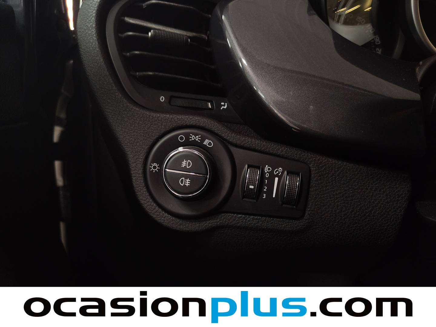 Extras y acabados del Fiat 500X Fiat 500X 1.4 MultiAir Pop Star 4x2 DCT (140 CV)