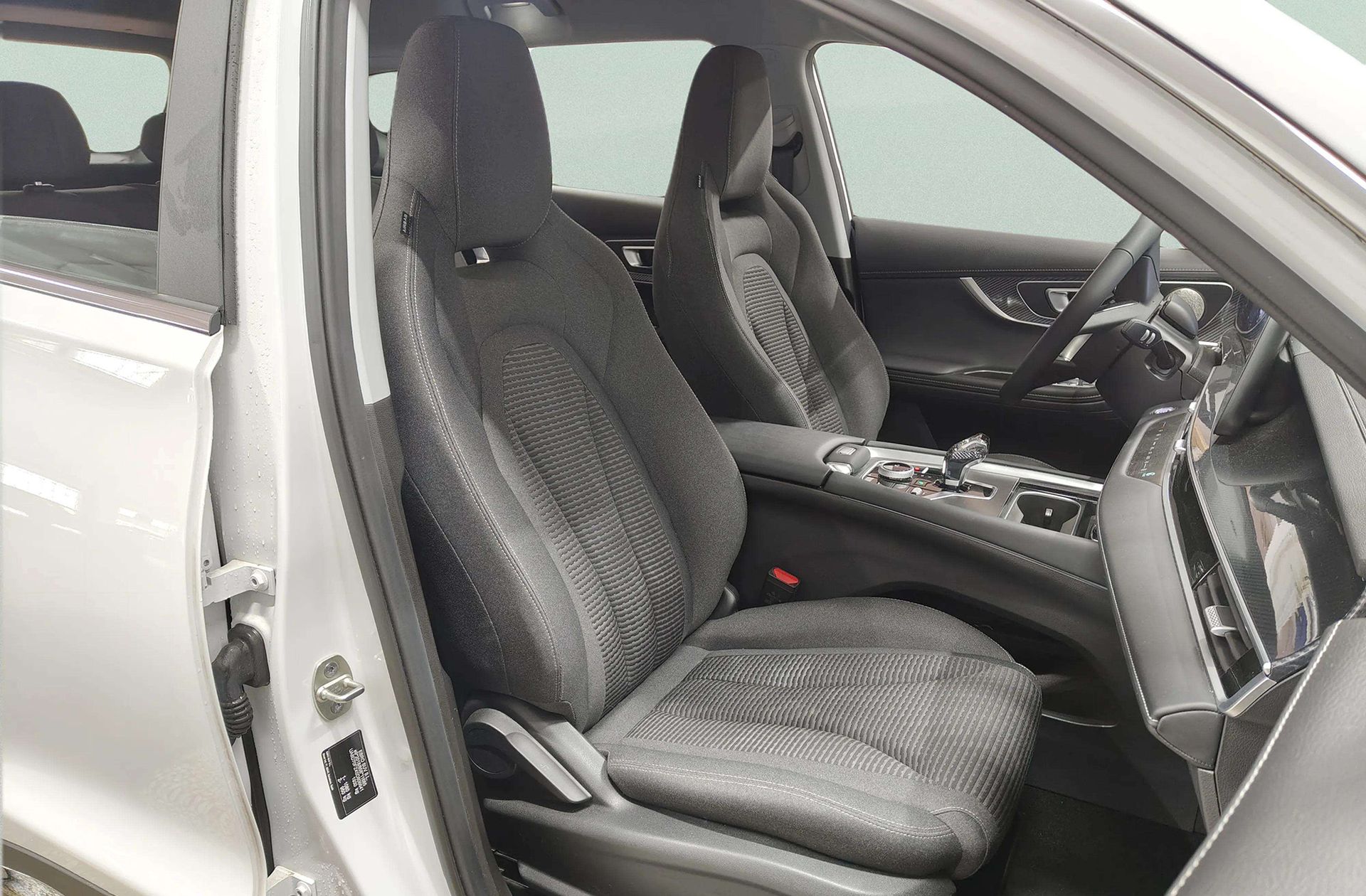 Ebro s700 1.6 T-GDi Comfort DCT - foto 18