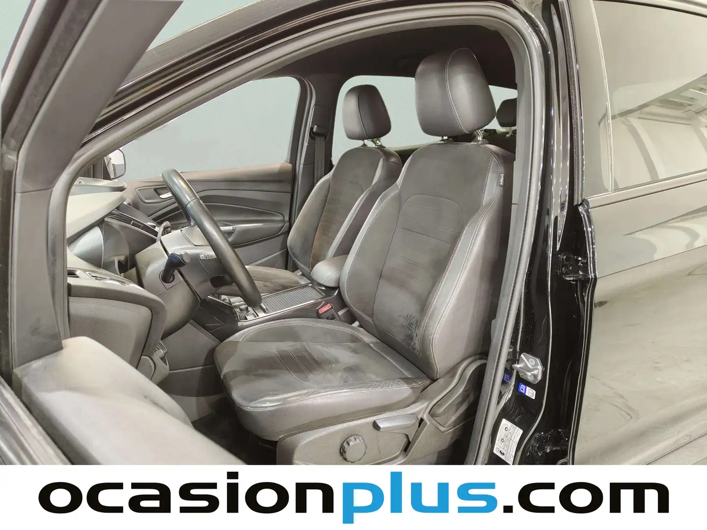 Foto Ford Kuga Ford Kuga 2.0 TDCI S&S ST-Line 4x2 (150 CV)