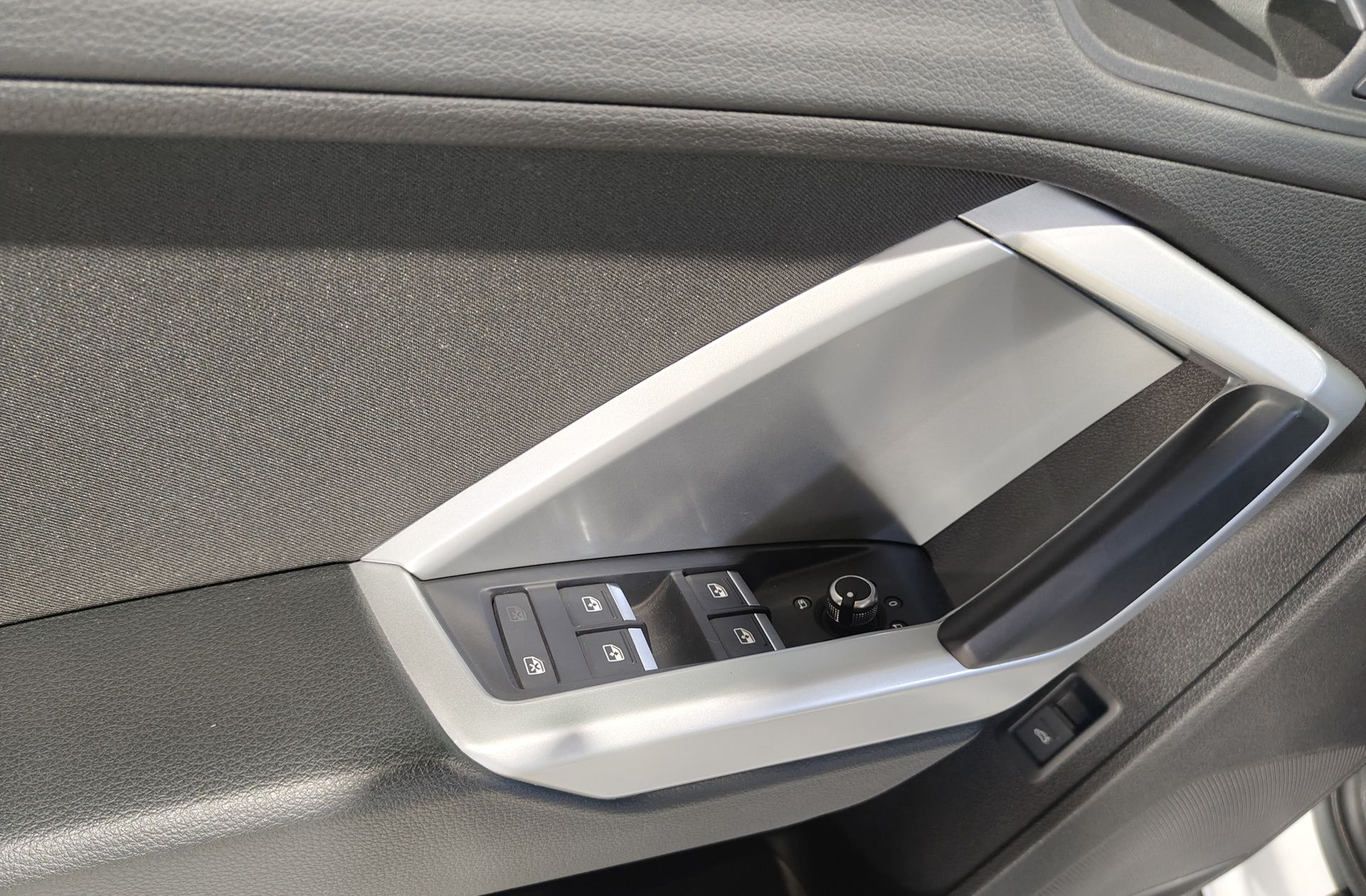 Audi Q3 Advanced 35 TFSI - foto 24