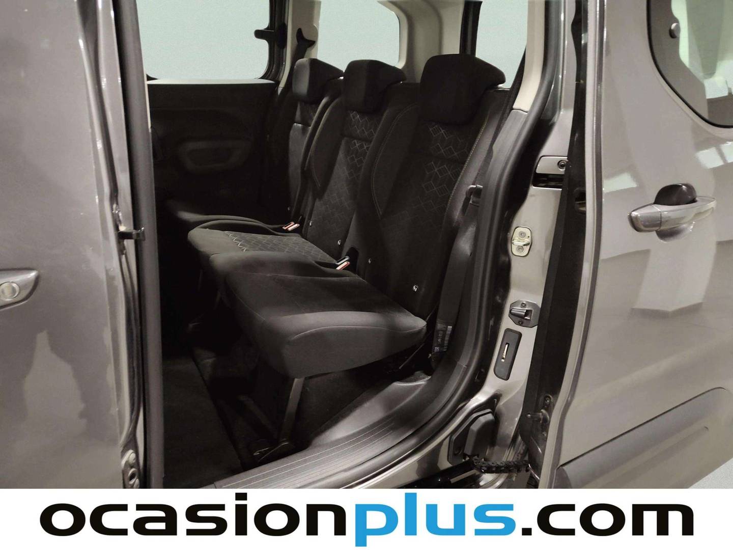 Foto asientos traseros Peugeot Rifter Peugeot Rifter BlueHDi 100 Active Standard (100 CV)